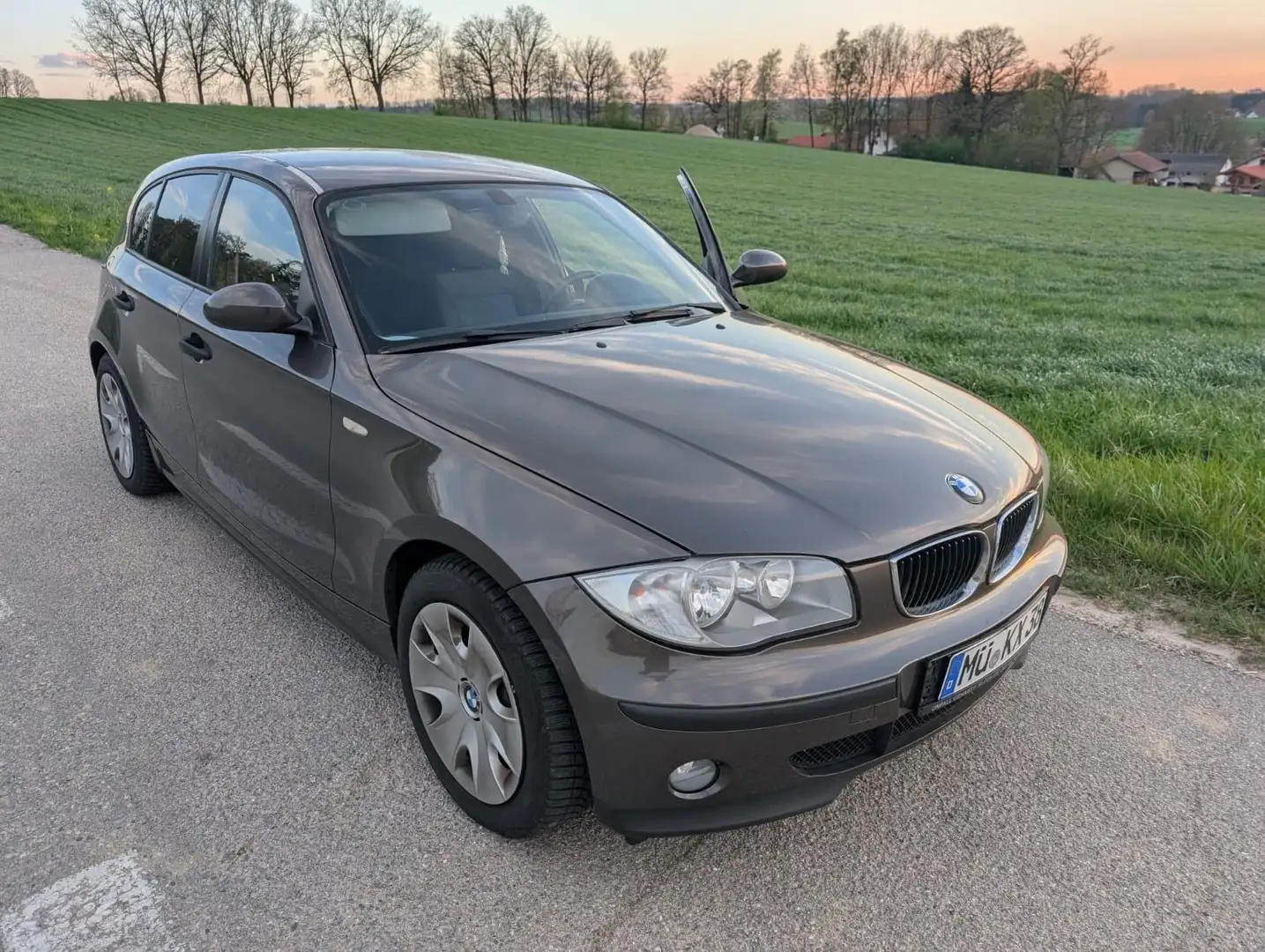 BMW 118 BMW 118d/Top gepflegt/Neue Pickel/Sofort fahrberei - 1