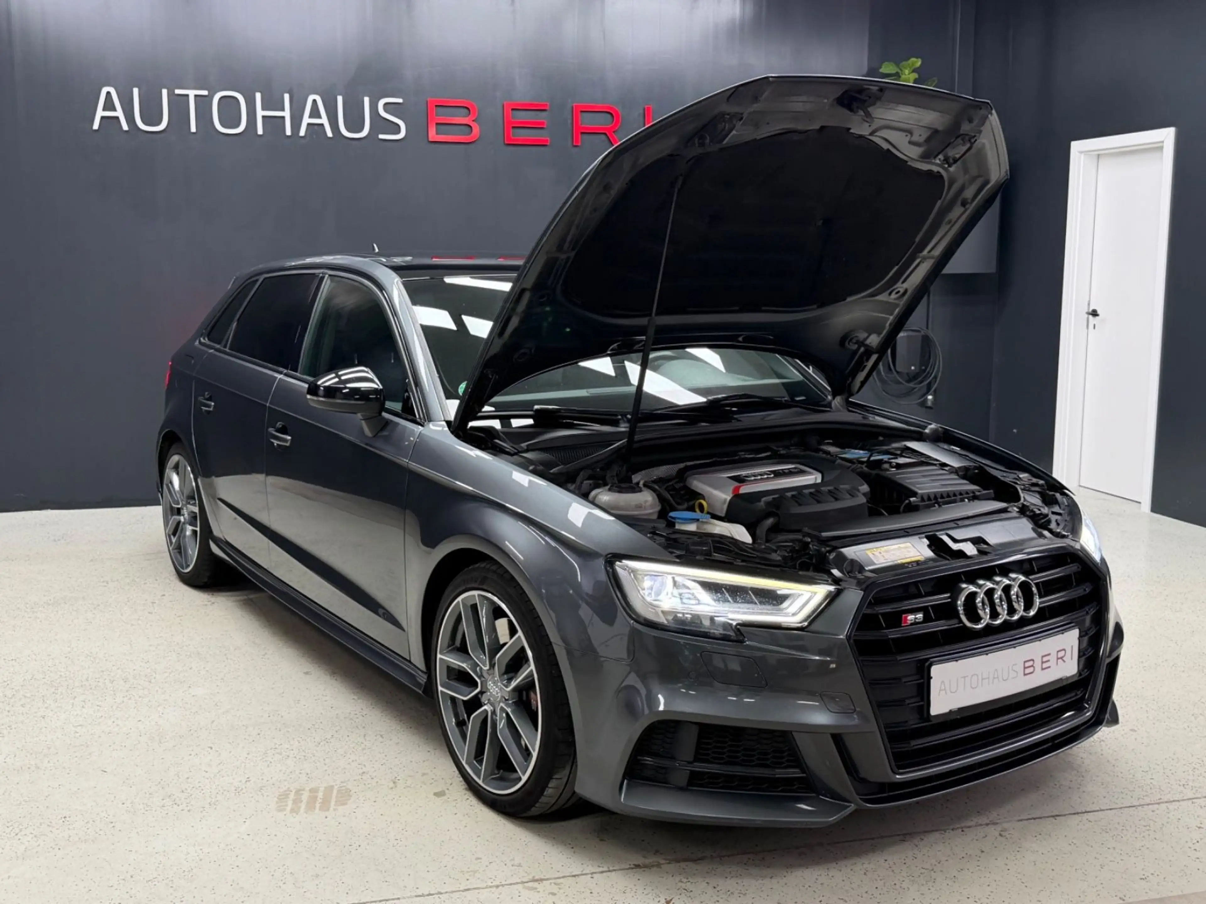 Audi S3 Sportback 2.0 TFSI* Pano*Bang & Olufsen*Exclu — photo 11