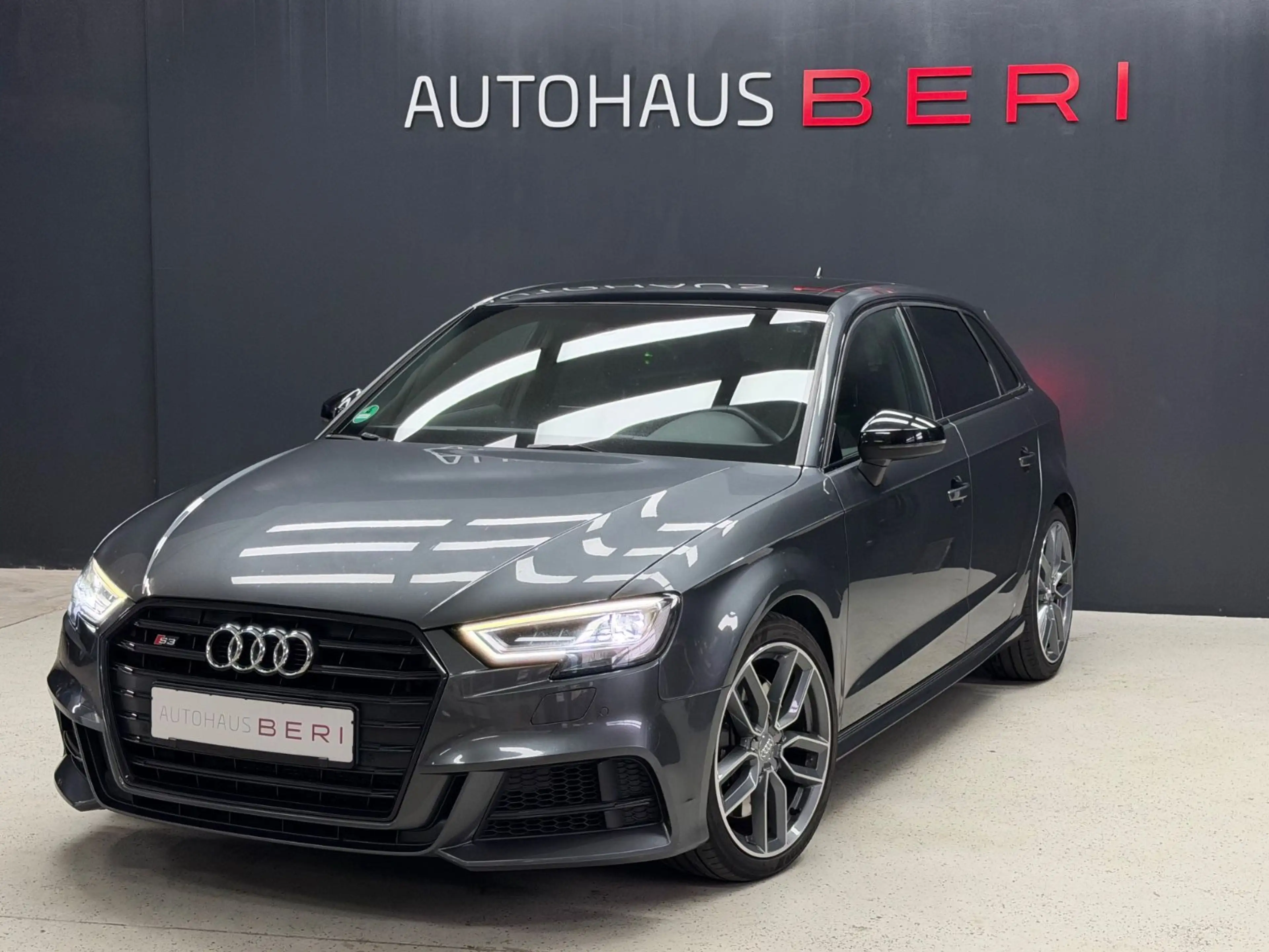 Audi S3 Sportback 2.0 TFSI* Pano*Bang & Olufsen*Exclu — photo 3