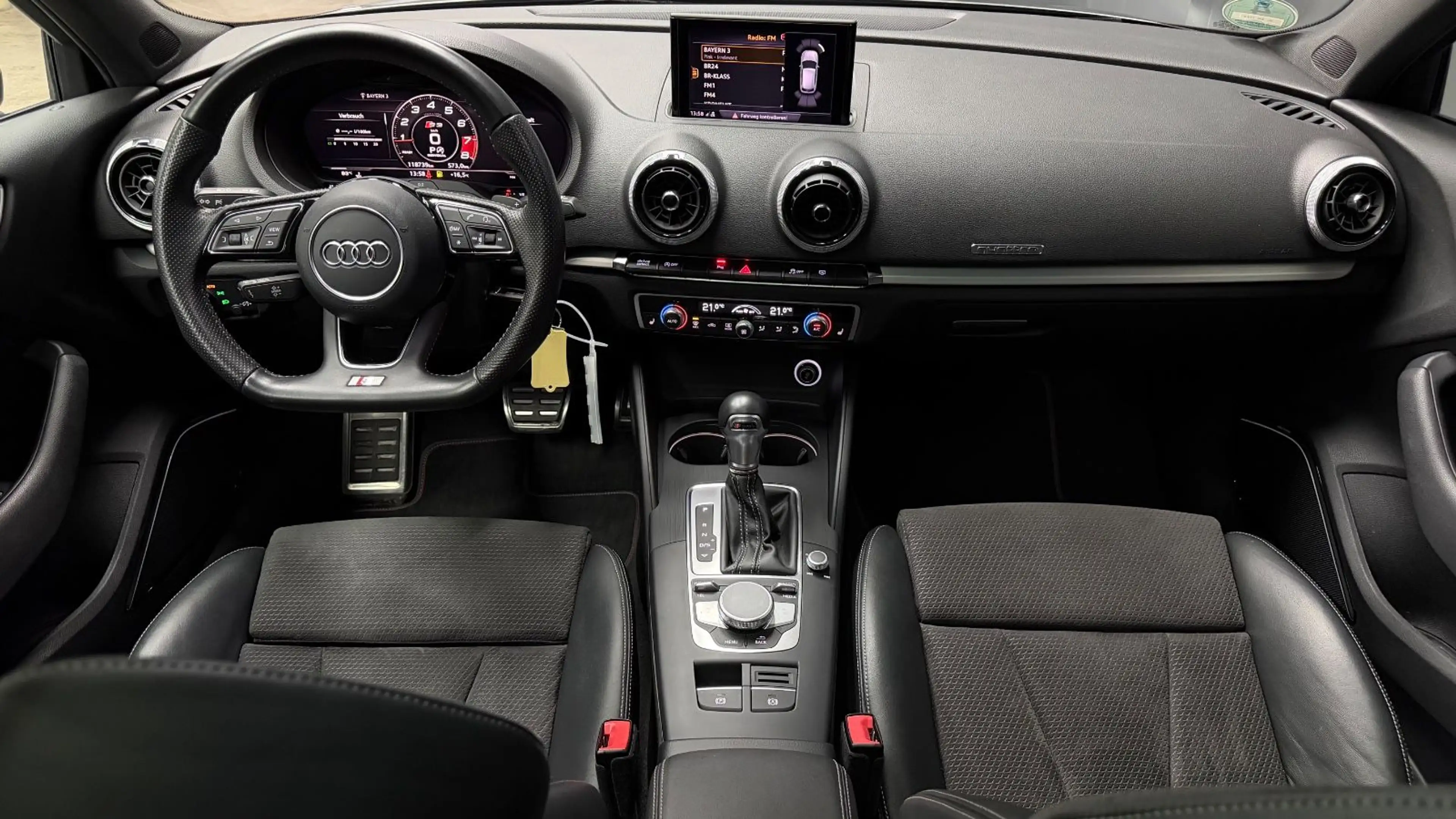Audi S3 Sportback 2.0 TFSI* Pano*Bang & Olufsen*Exclu — photo 16