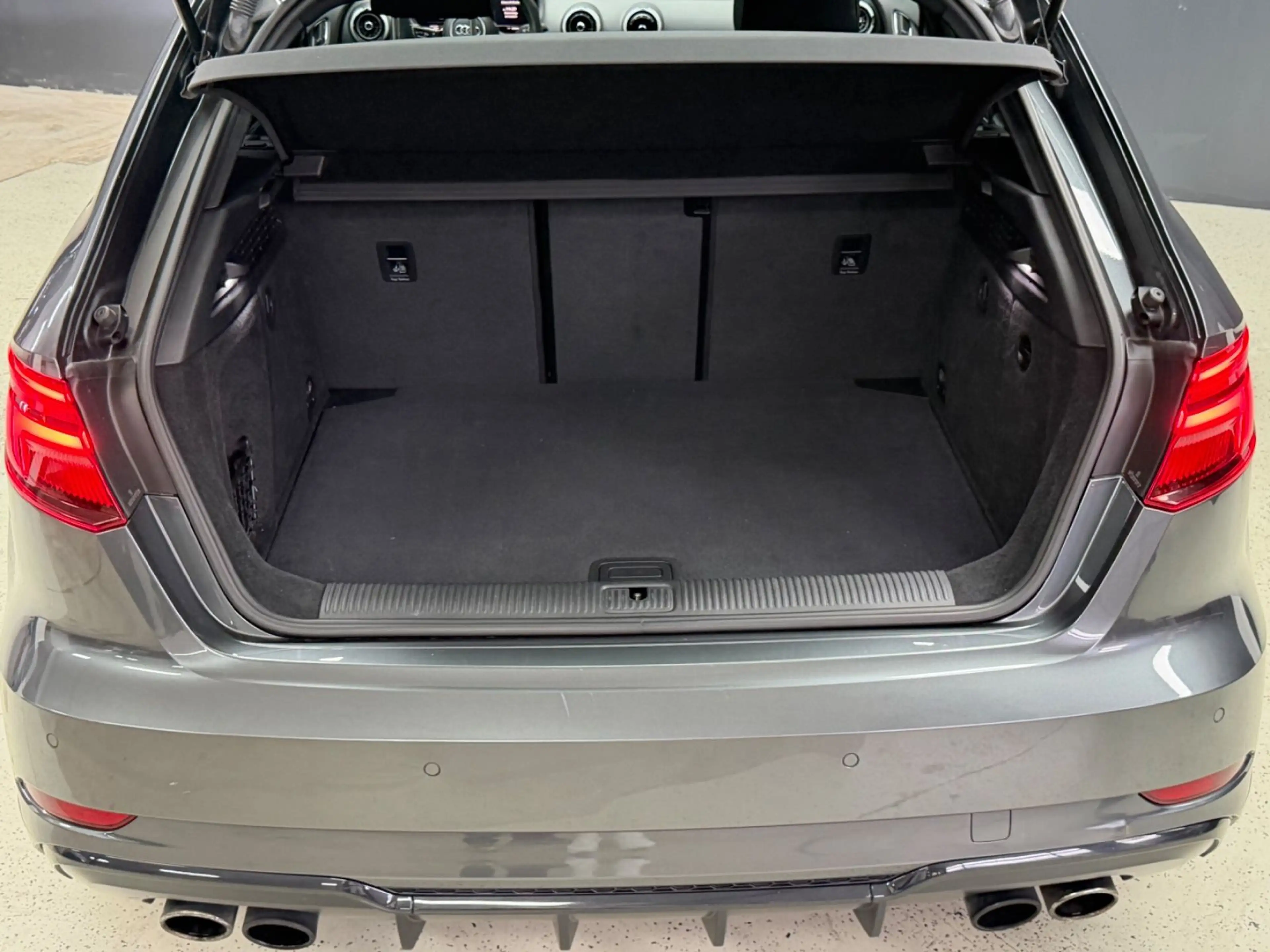 Audi S3 Sportback 2.0 TFSI* Pano*Bang & Olufsen*Exclu — photo 9