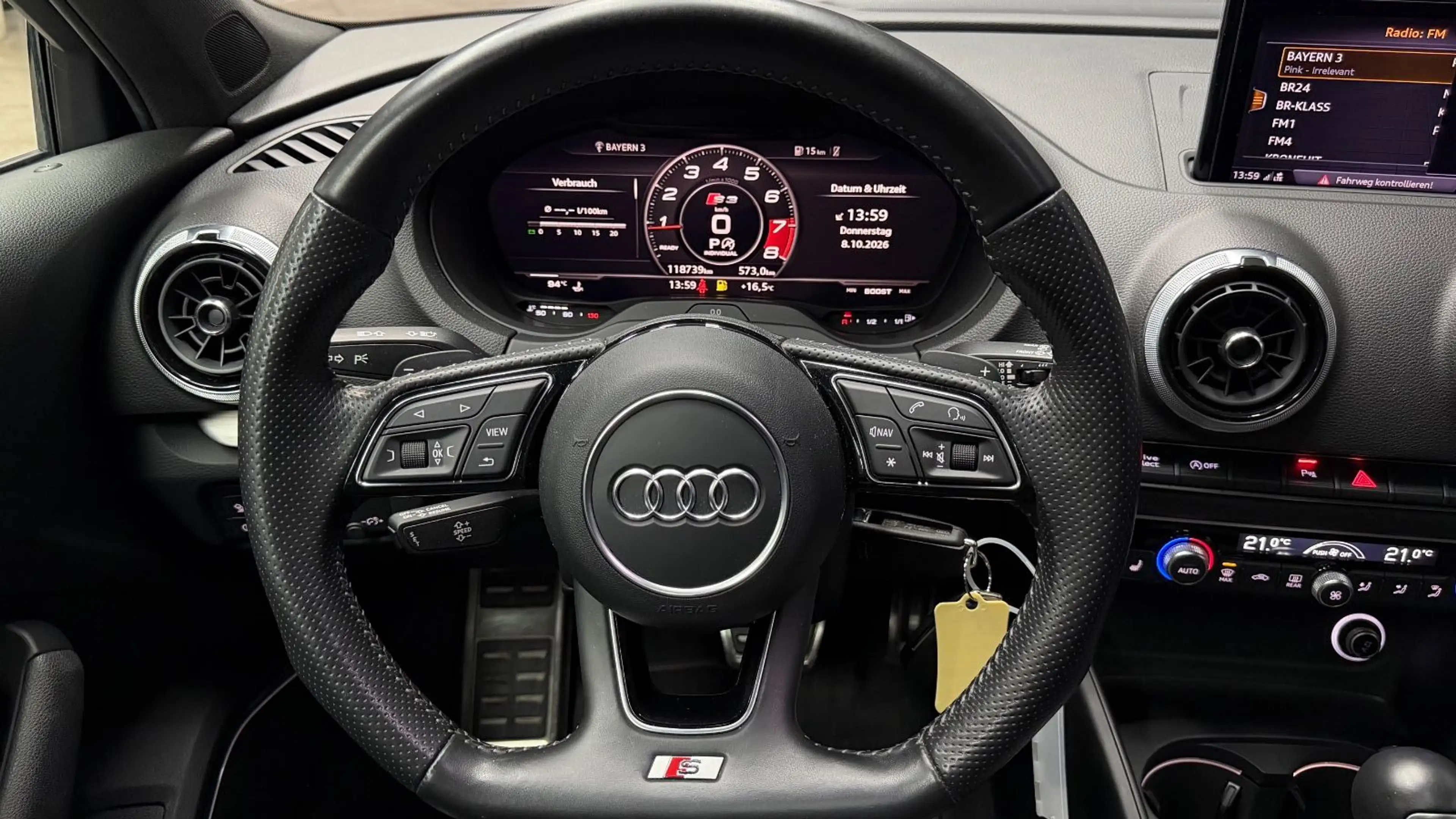 Audi S3 Sportback 2.0 TFSI* Pano*Bang & Olufsen*Exclu — photo 17