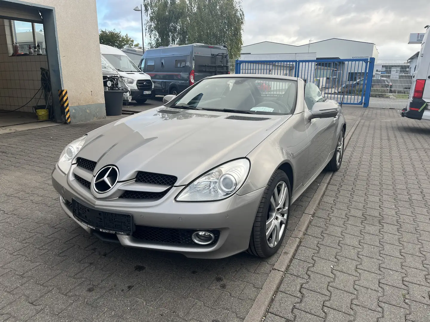Mercedes-Benz SLK 200 Kompressor 1.8 Benzin, Automatik Grau - 1