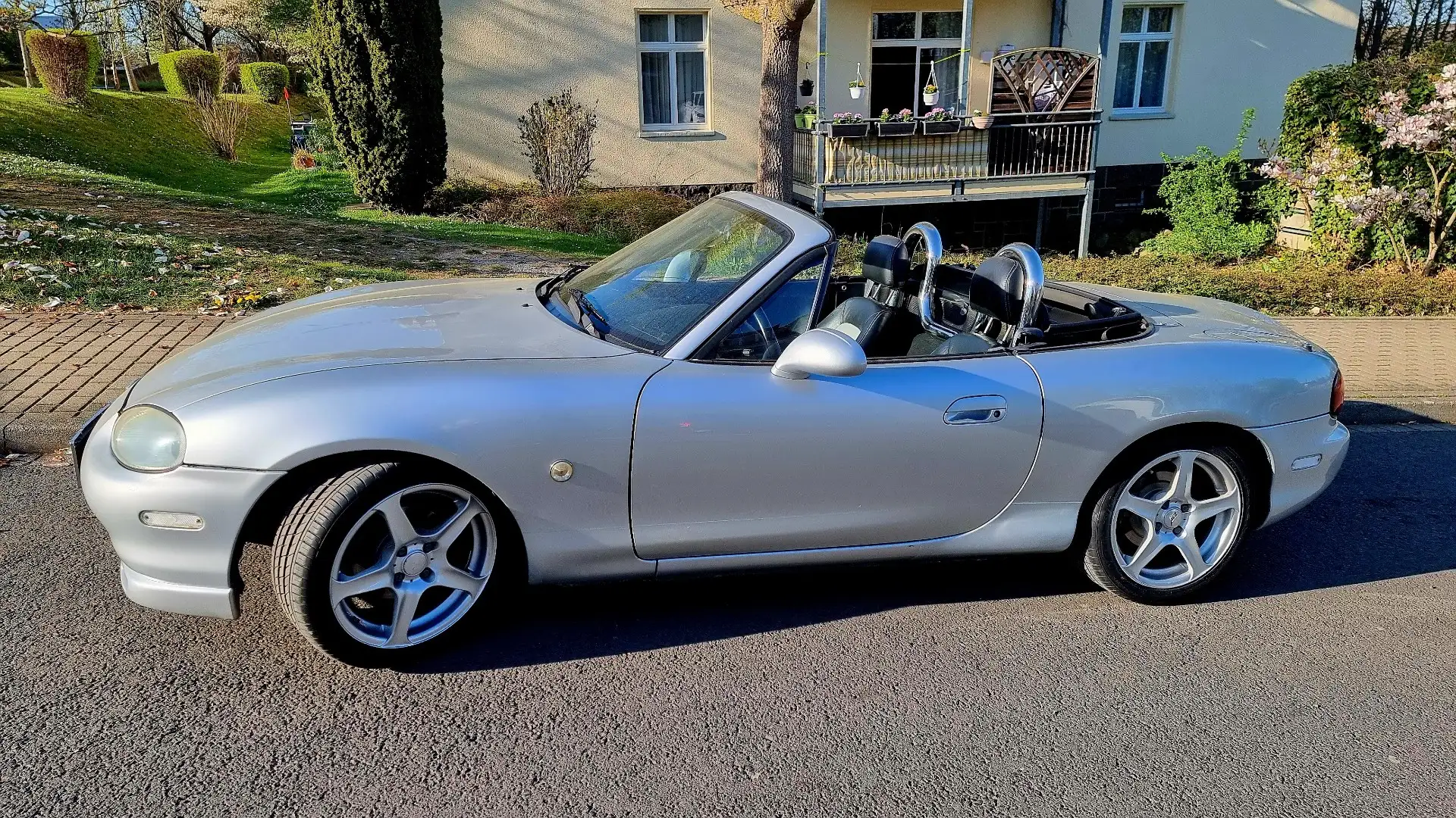 Mazda MX-5 1.6i 16V - 2