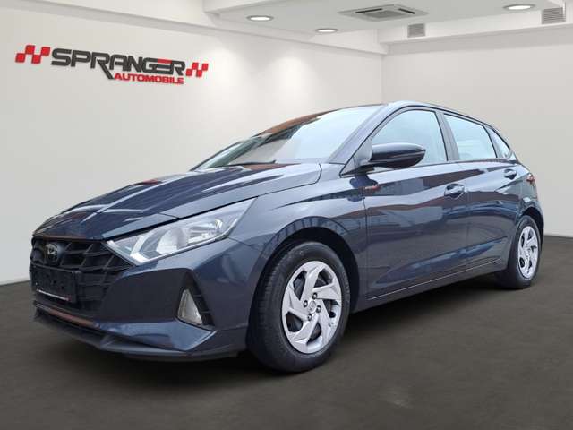 Imagine Hyundai i20 *Allwetter*SHZ*R.Cam*LHZ*DAB*Apple CarPlay*