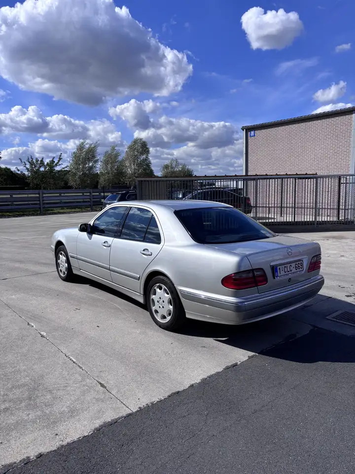 Mercedes-Benz E 220 CDI Elegance, foto 5