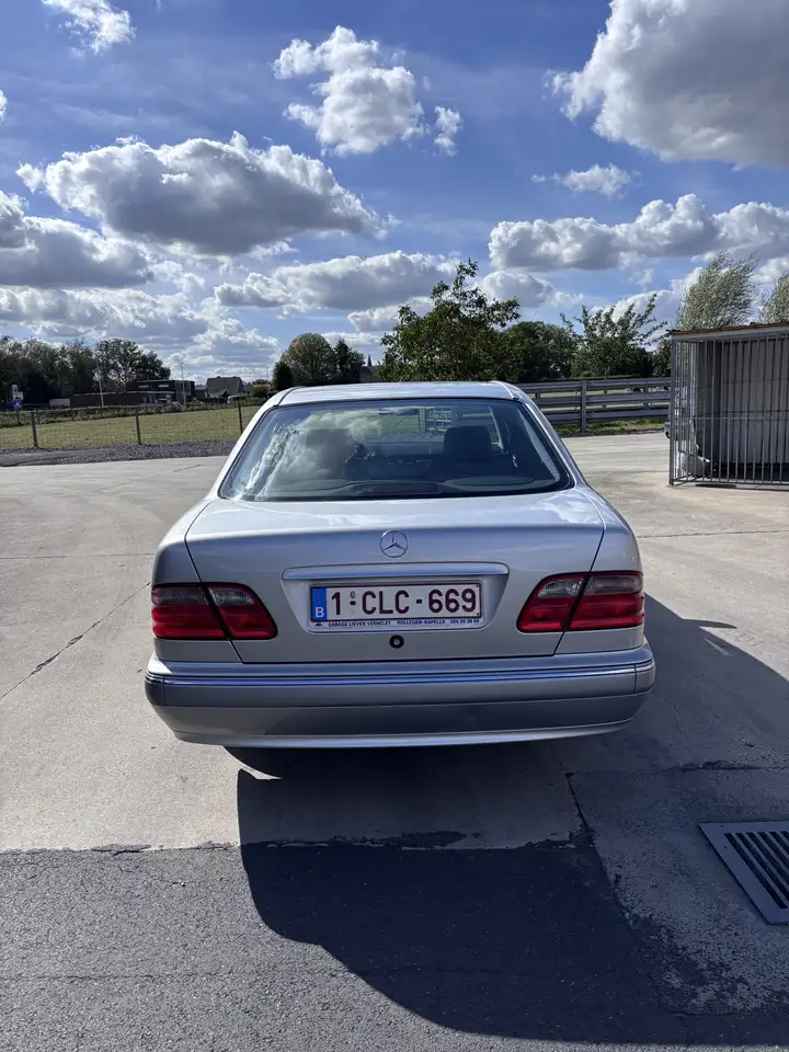 Mercedes-Benz E 220 CDI Elegance, foto 4