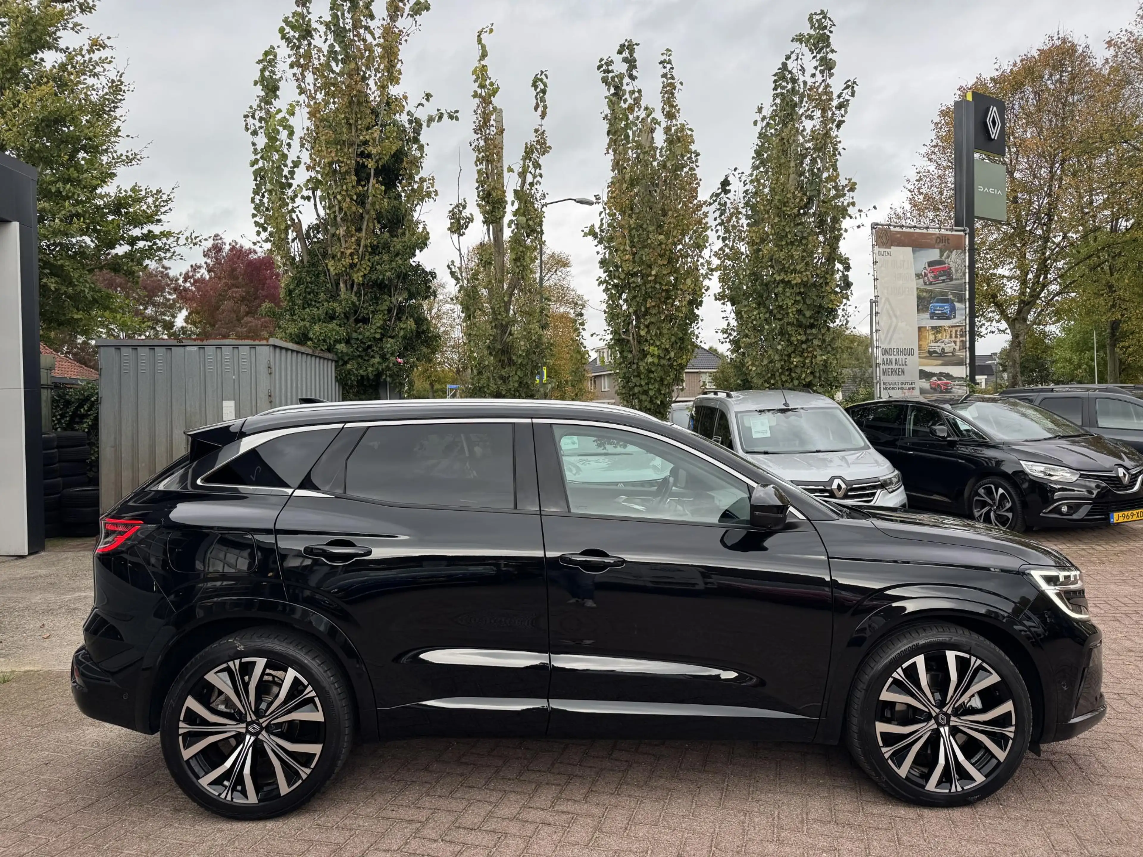 Renault Austral 1.2 E-Tech full hybrid 200 Iconic+Harman Kardon!! — photo 4