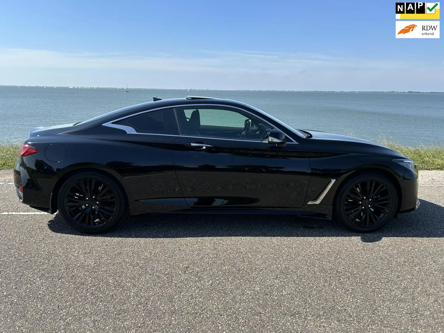 Infiniti Q60 Coupé 2.0 Turbo Automaat OpenDak/Leer UNIEK Zwart - 1