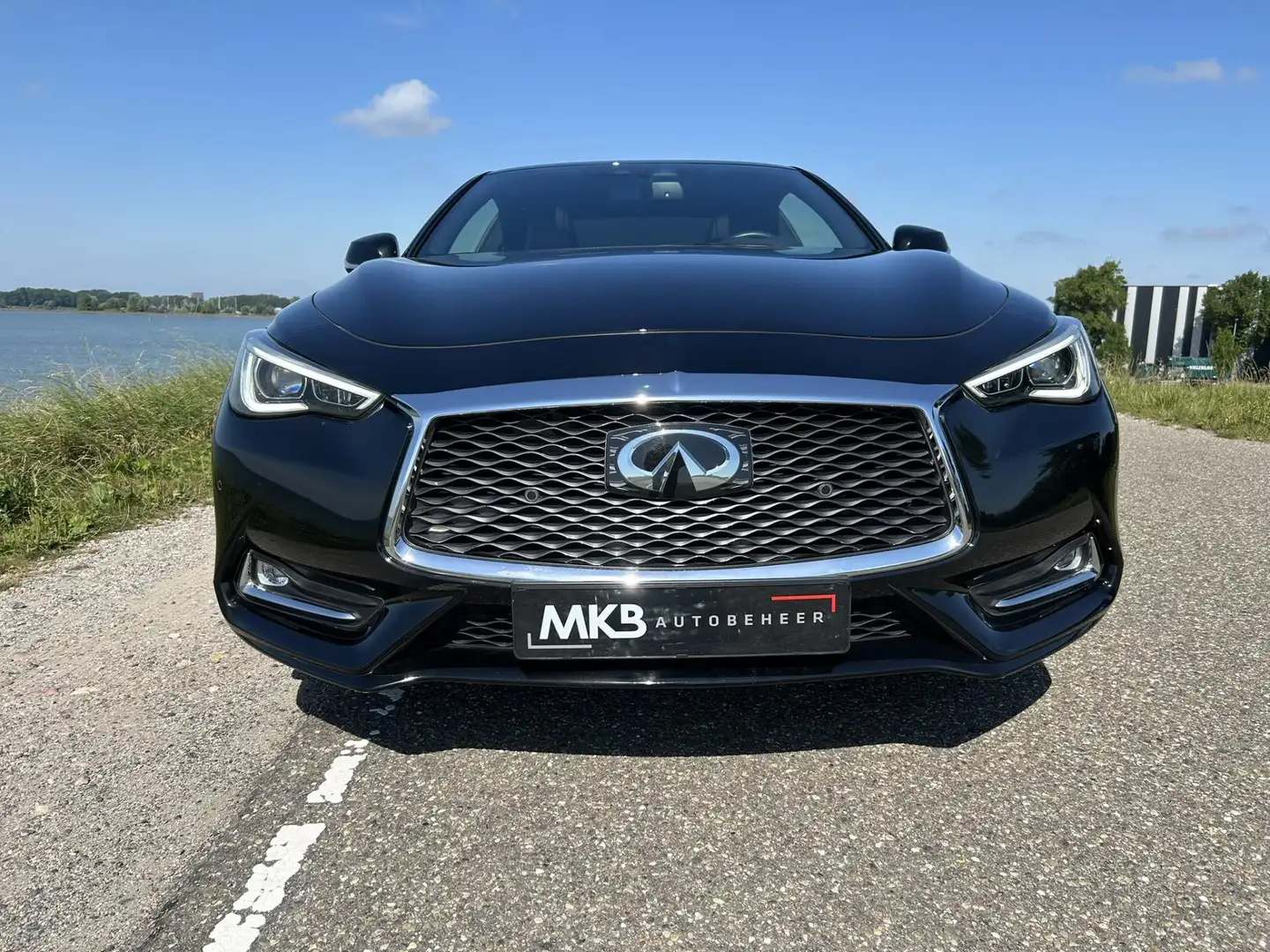 Infiniti Q60 Coupé 2.0 Turbo Automaat OpenDak/Leer UNIEK Zwart - 2
