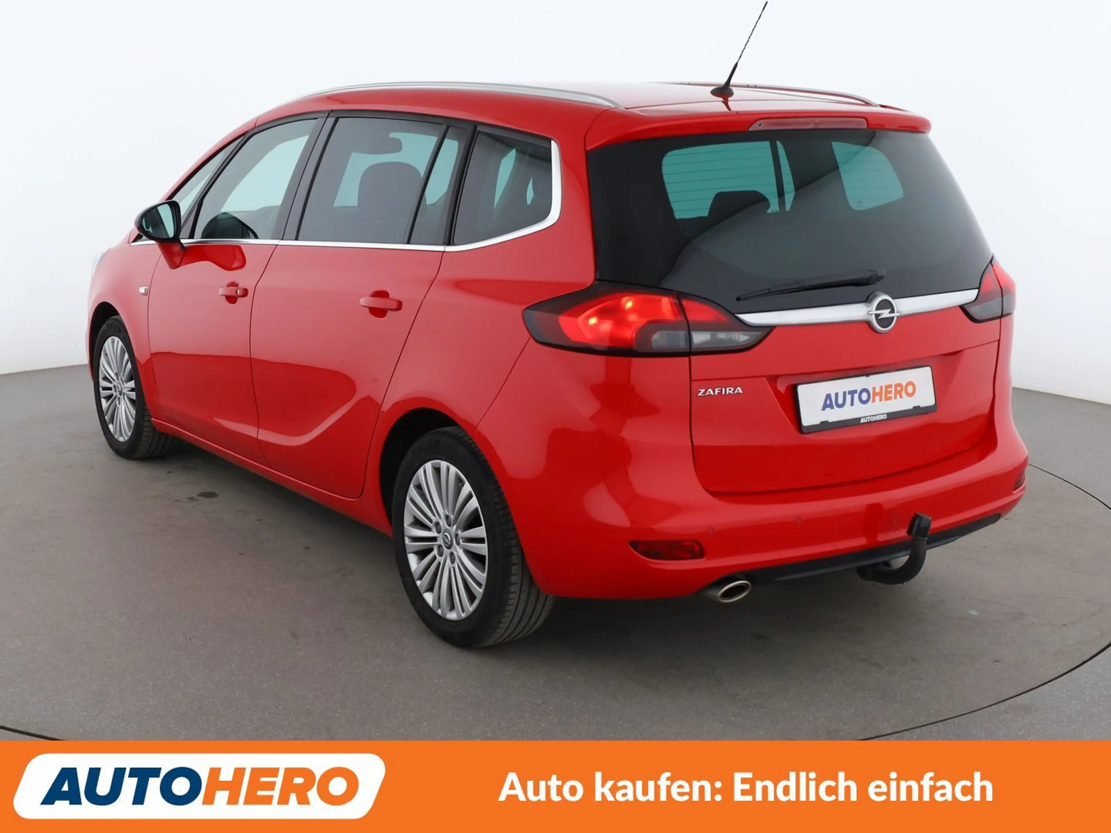 Opel Zafira Tourer 1.6 SIDI Turbo Innovation Start/Stop*LED*PDC*SHZ* — photo 4