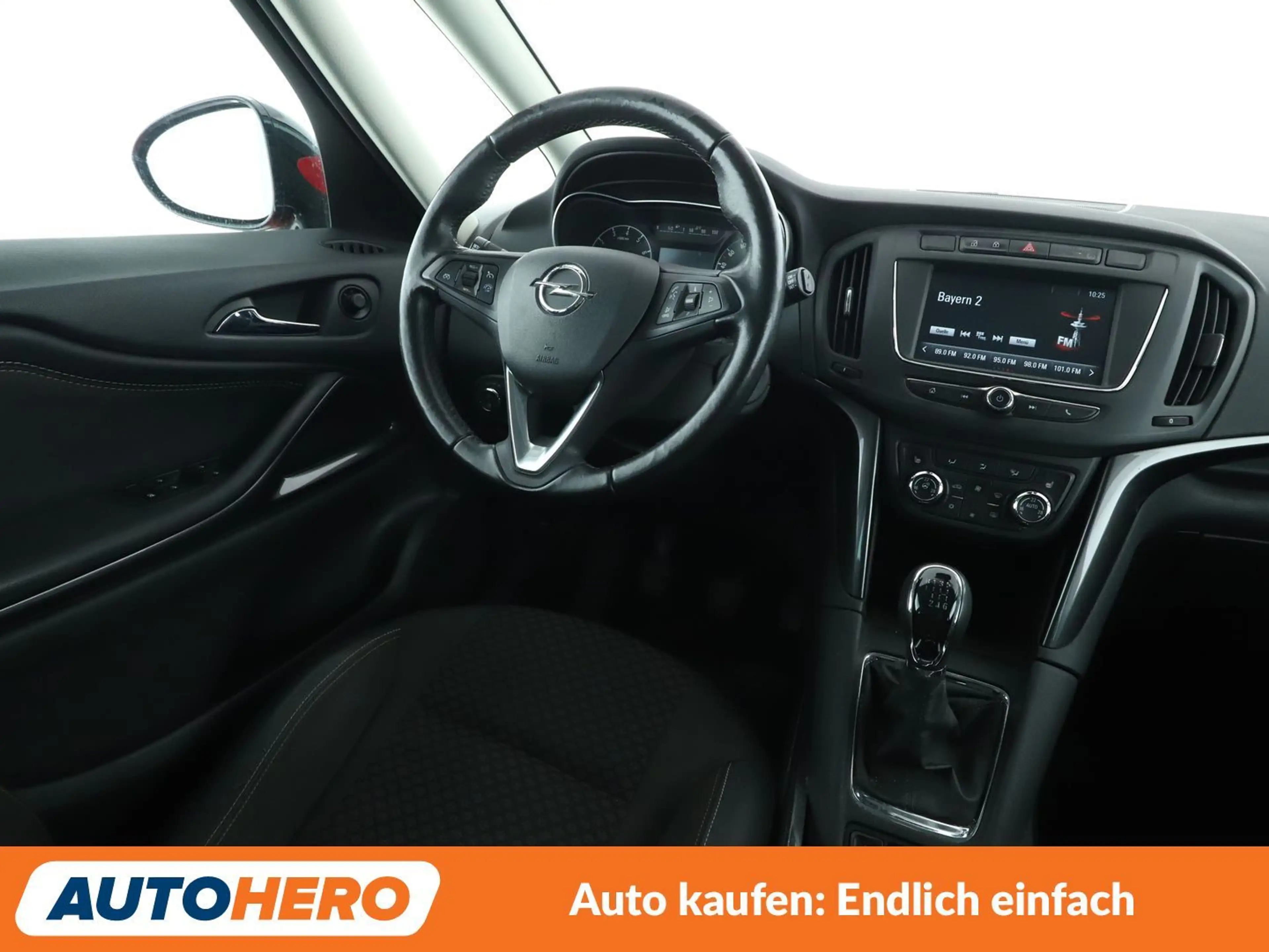 Opel Zafira Tourer 1.6 SIDI Turbo Innovation Start/Stop*LED*PDC*SHZ* — photo 13