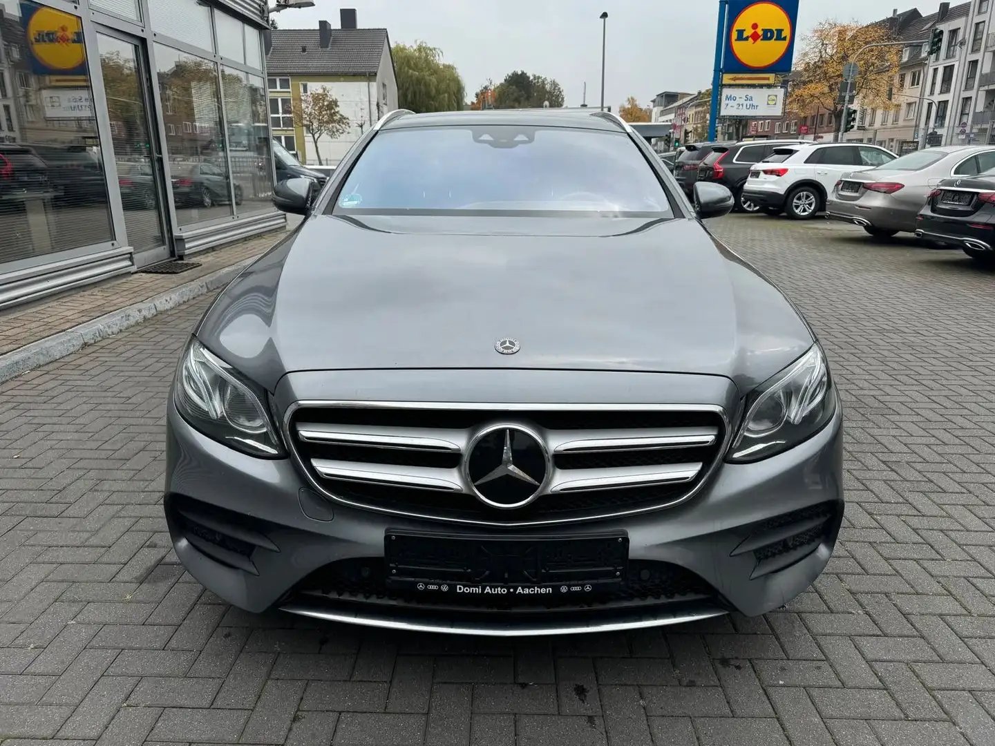 Mercedes-Benz E 350 T-Modell E 350 d 4Matic/AMG-Line/Designo Gris - 2