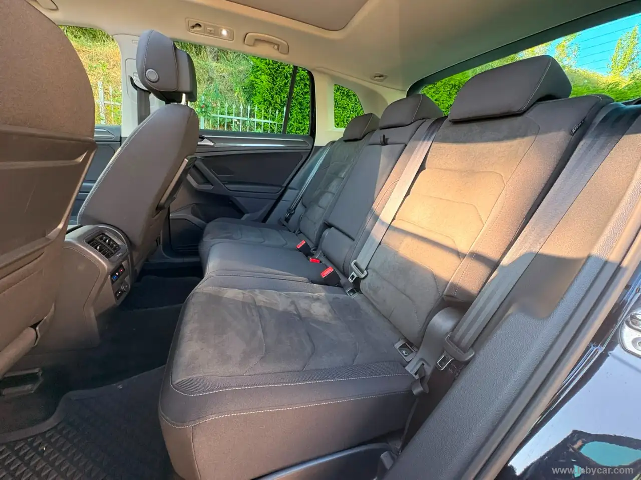 Volkswagen Tiguan 2.0 TDI 4MOTION R-LINE BMT, миниатюра 14