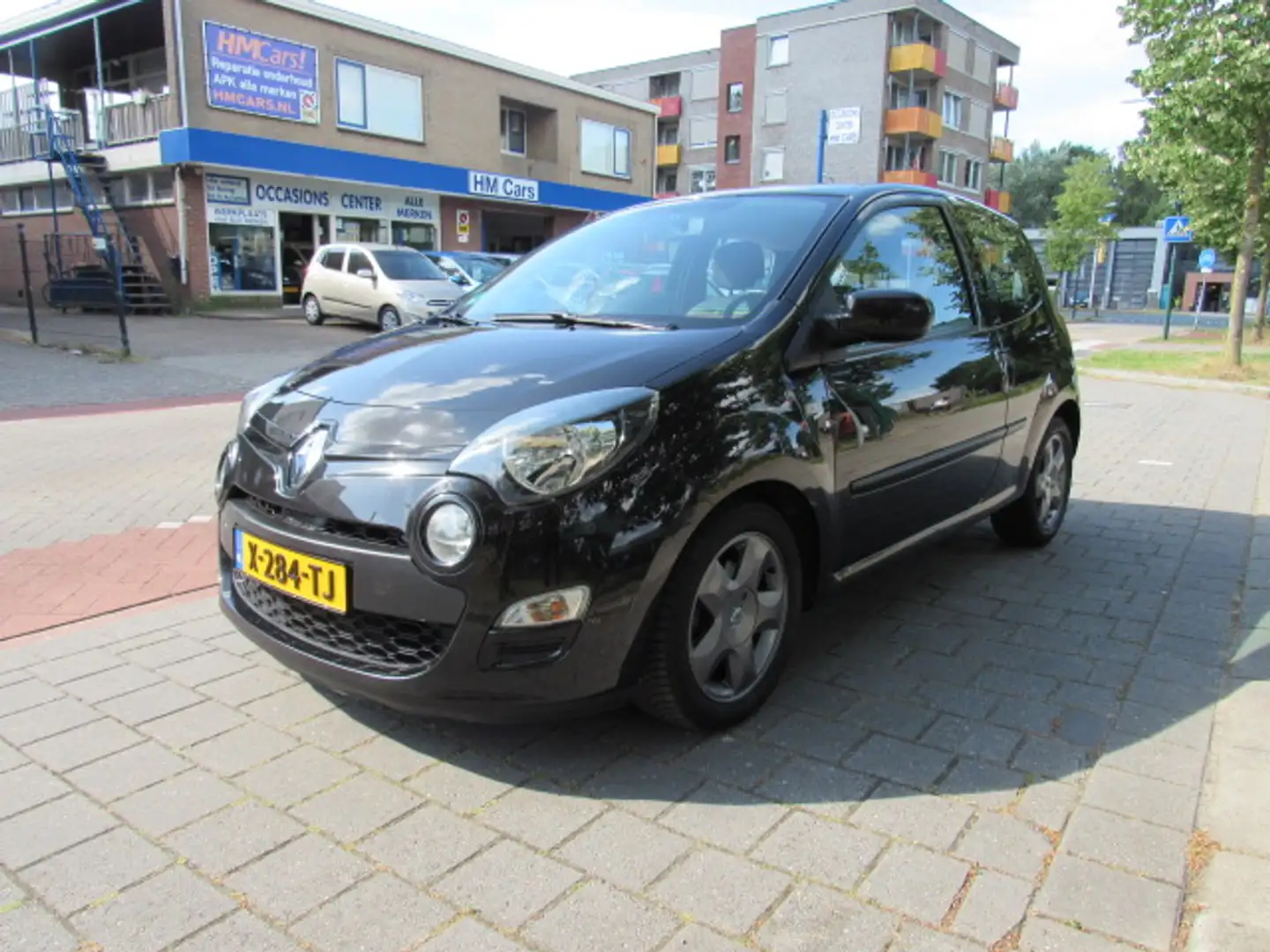 Renault Twingo 1.2 16v 75pk Airco/Cruise Dynamique Zwart - 1