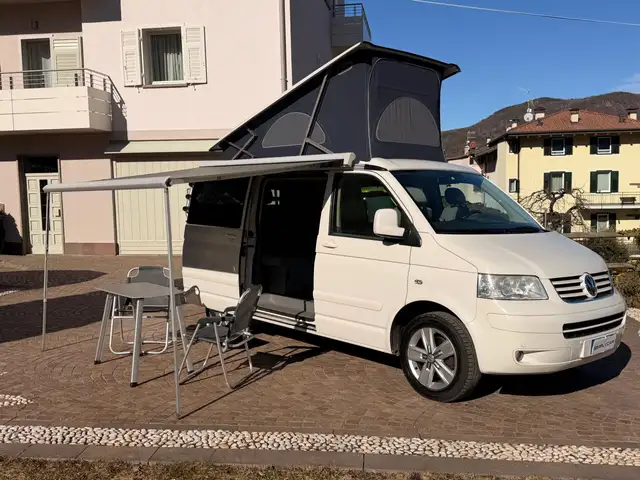 Volkswagen T5 California OCEAN 2.5 tdi 131cv euro4 ITA CUCINA 4POSTI LETTO