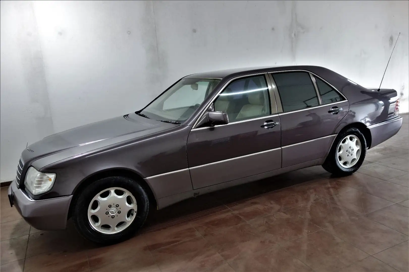 Mercedes-Benz S 300 300 SE H-Zulassung/Automatik/Klimaautomatik/Alu Grau - 2