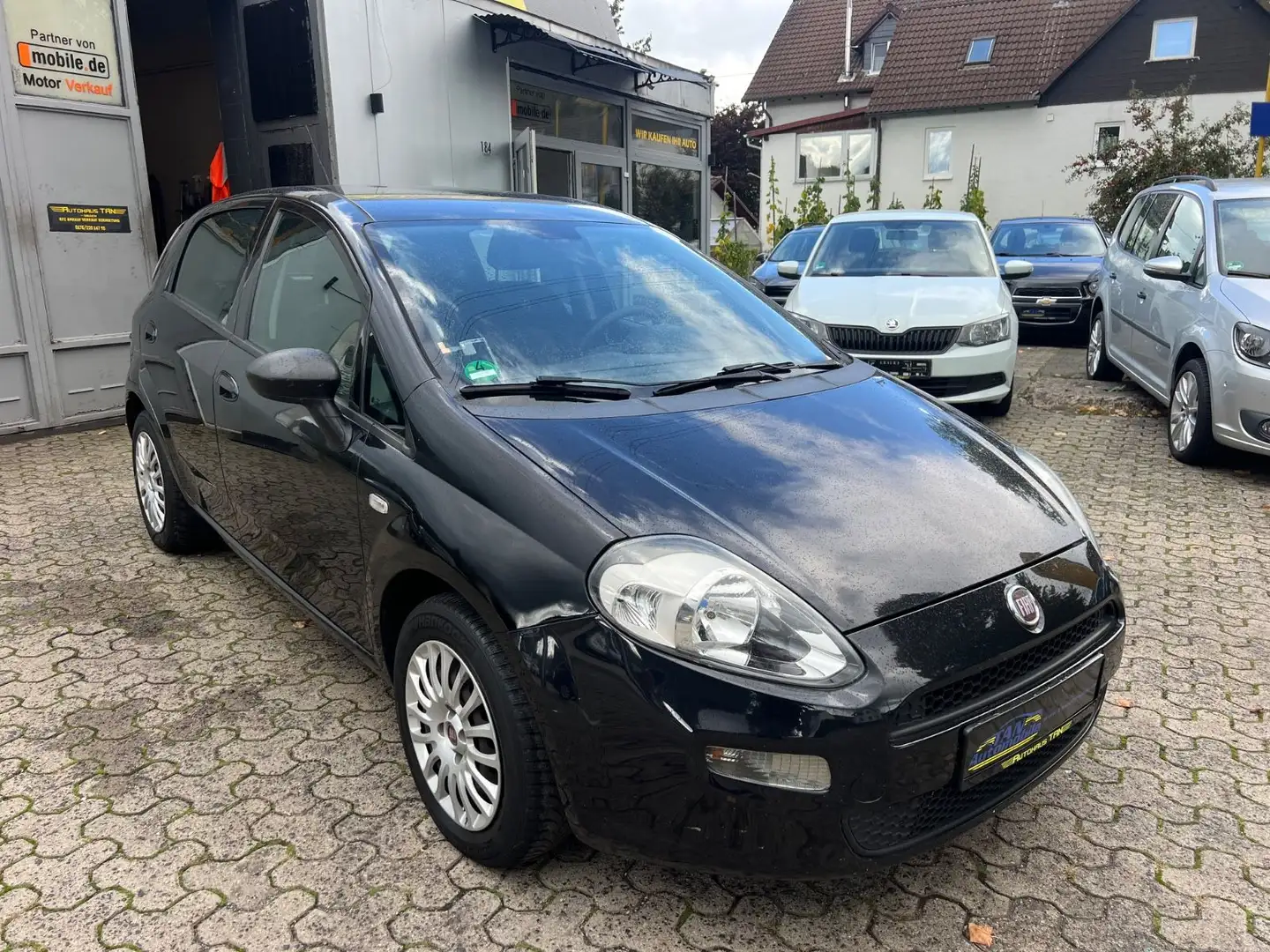 Fiat Punto Pop Schwarz - 1