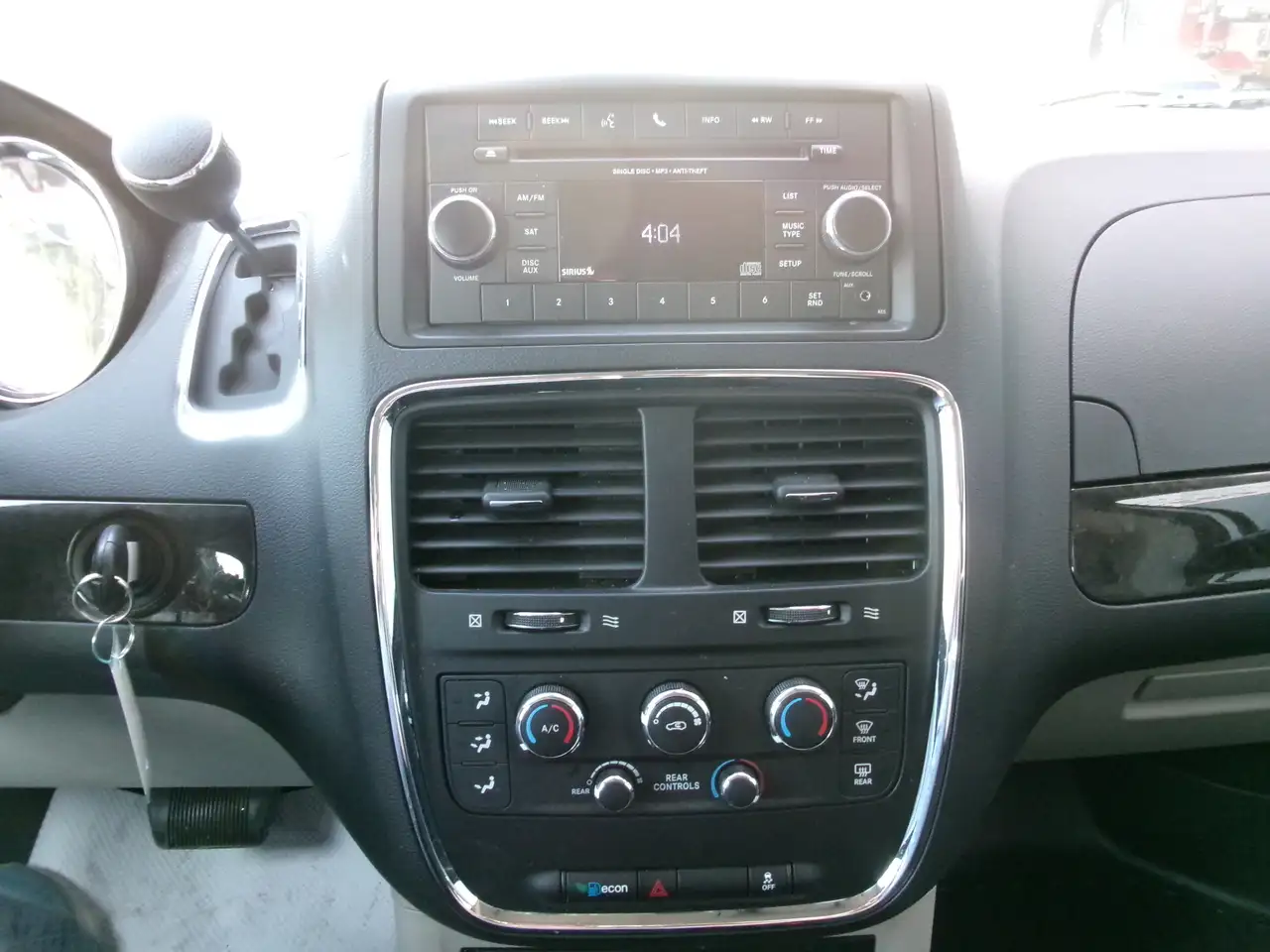 Dodge Grand Caravan снимка Dodge Grand Caravan