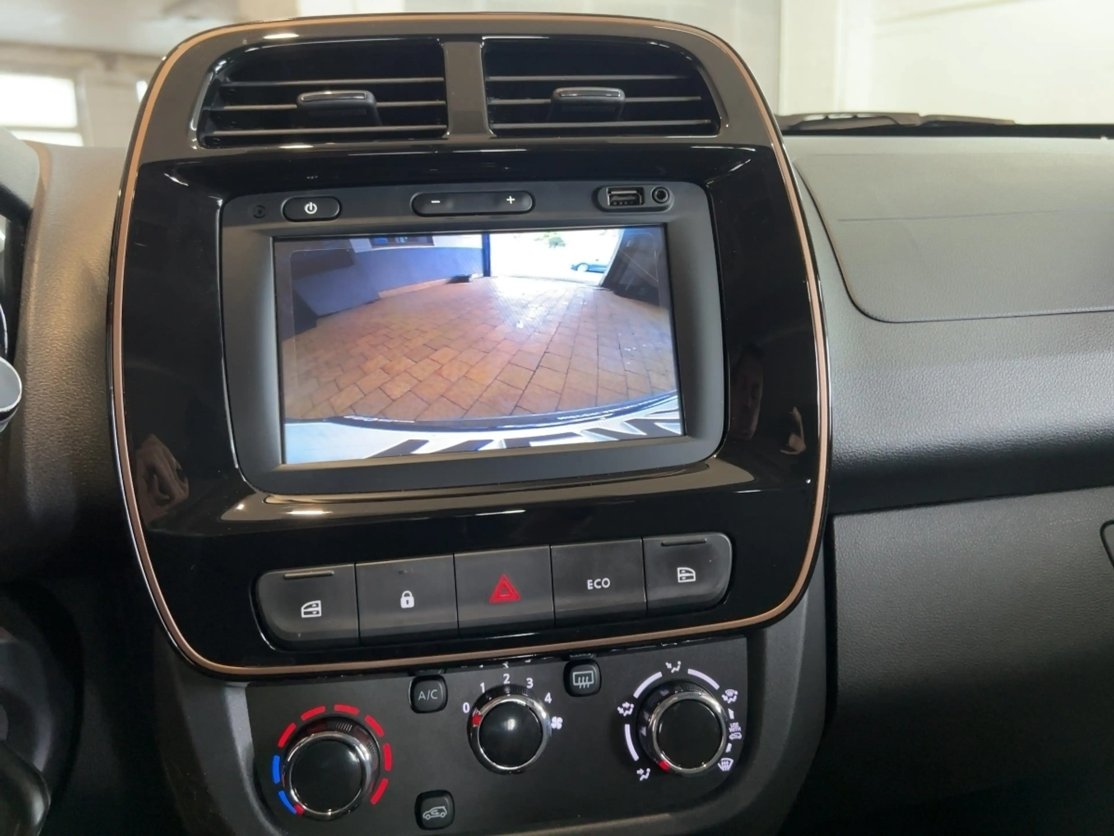 Dacia Spring Extreme ELECTRIC 65 Rückfahrkamera PDC ABS — photo 12