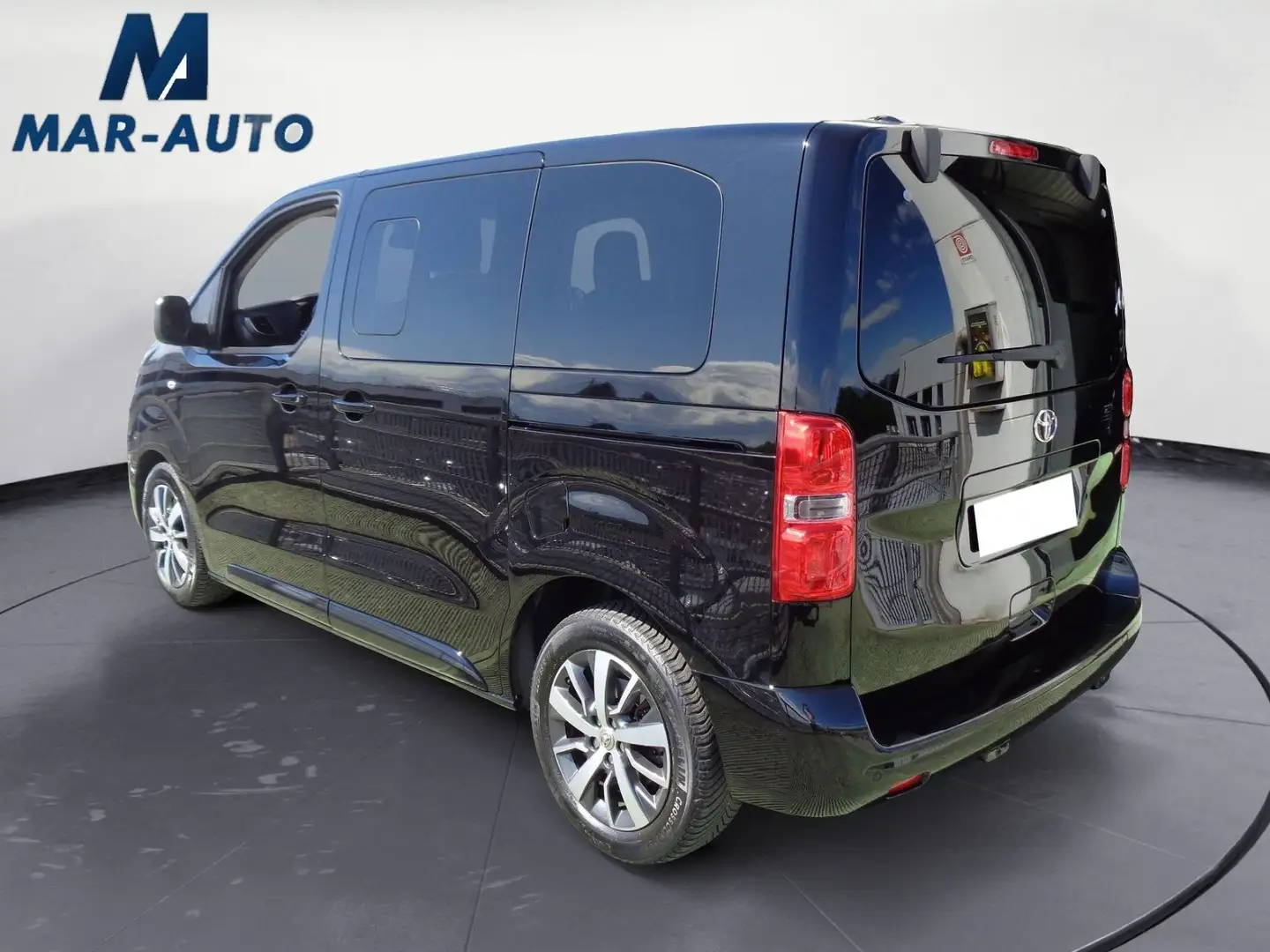 Toyota Proace 1.5D L0 D Executive Nero - 2