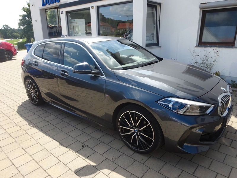 BMW 118 i Limo M Sportpaket/LIVE COCPIT/NAVI — photo 5