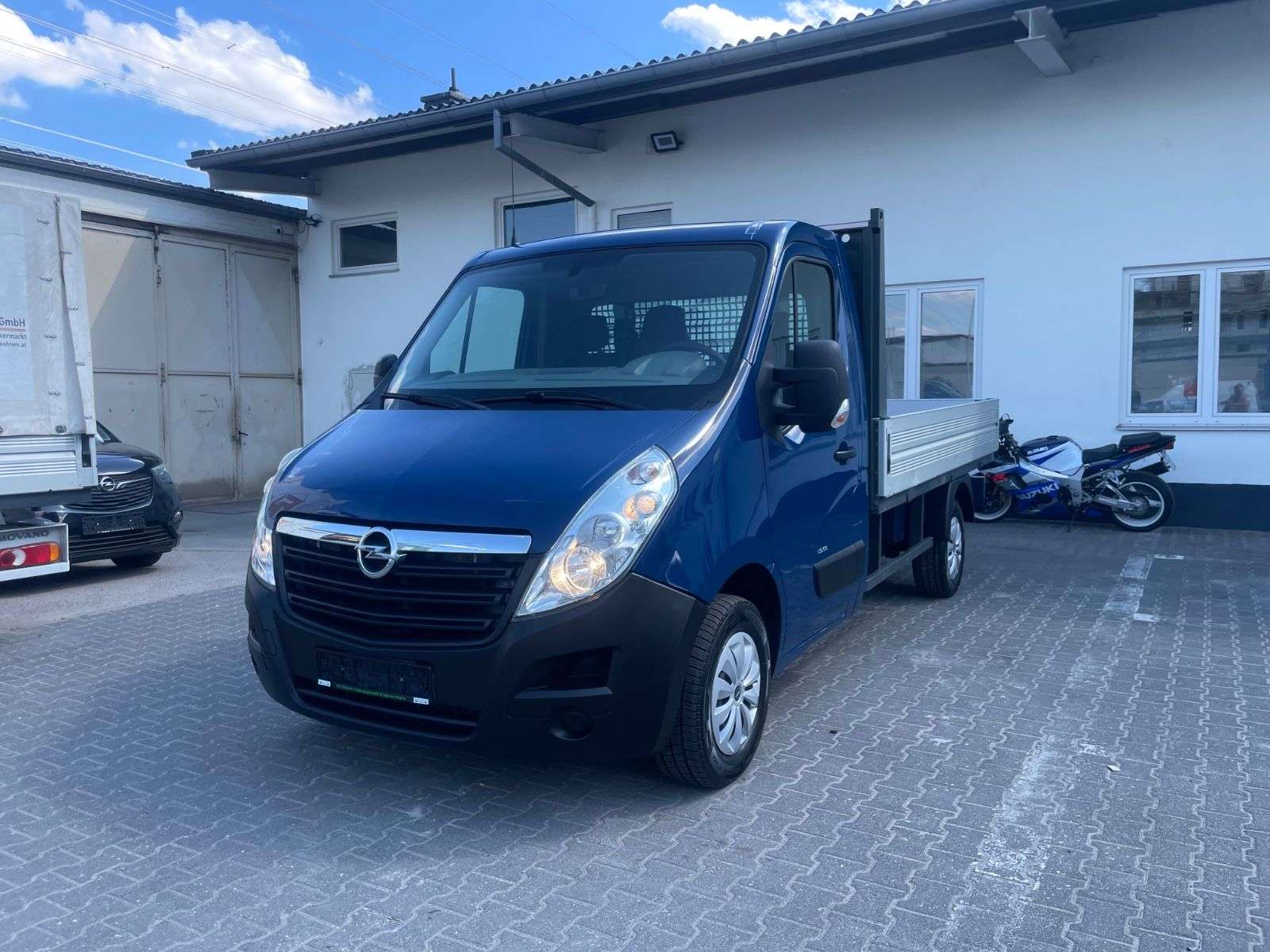Opel Movano