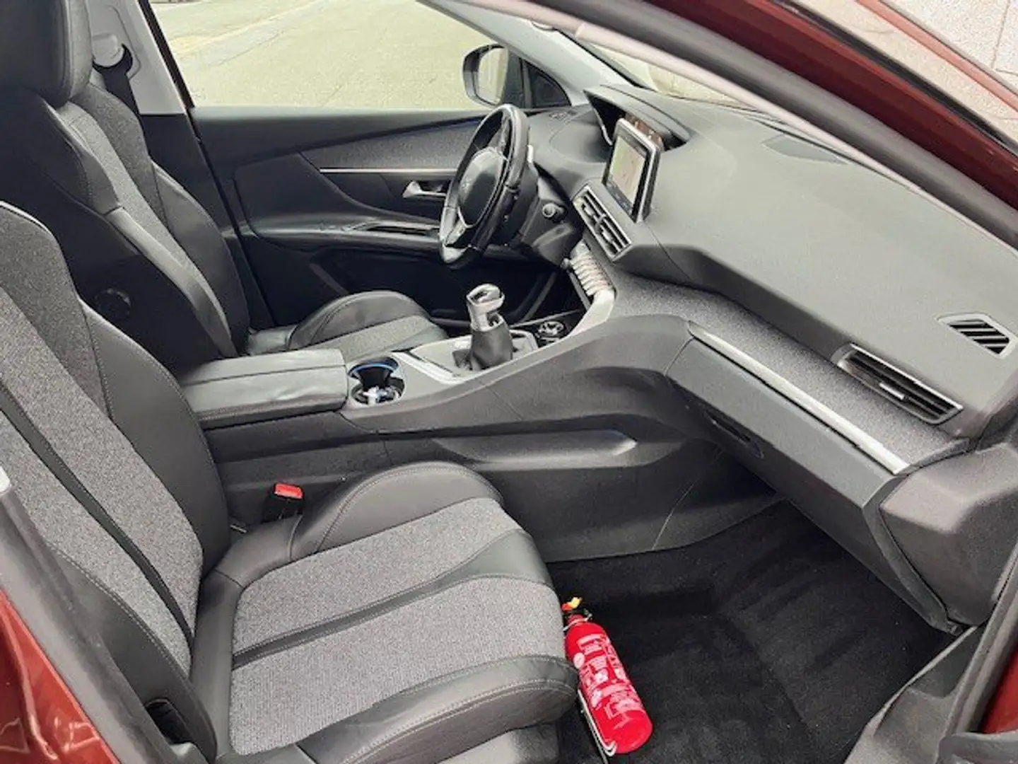 Peugeot 3008 *GPS*CAMERA* 1.2 BENZ 130 PK Allure Brun - 2