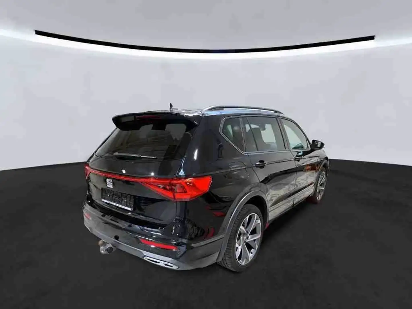 SEAT Tarraco FR 4Drive 2.0TDI DSG LED Navi SHZ AHK Schwarz - 2
