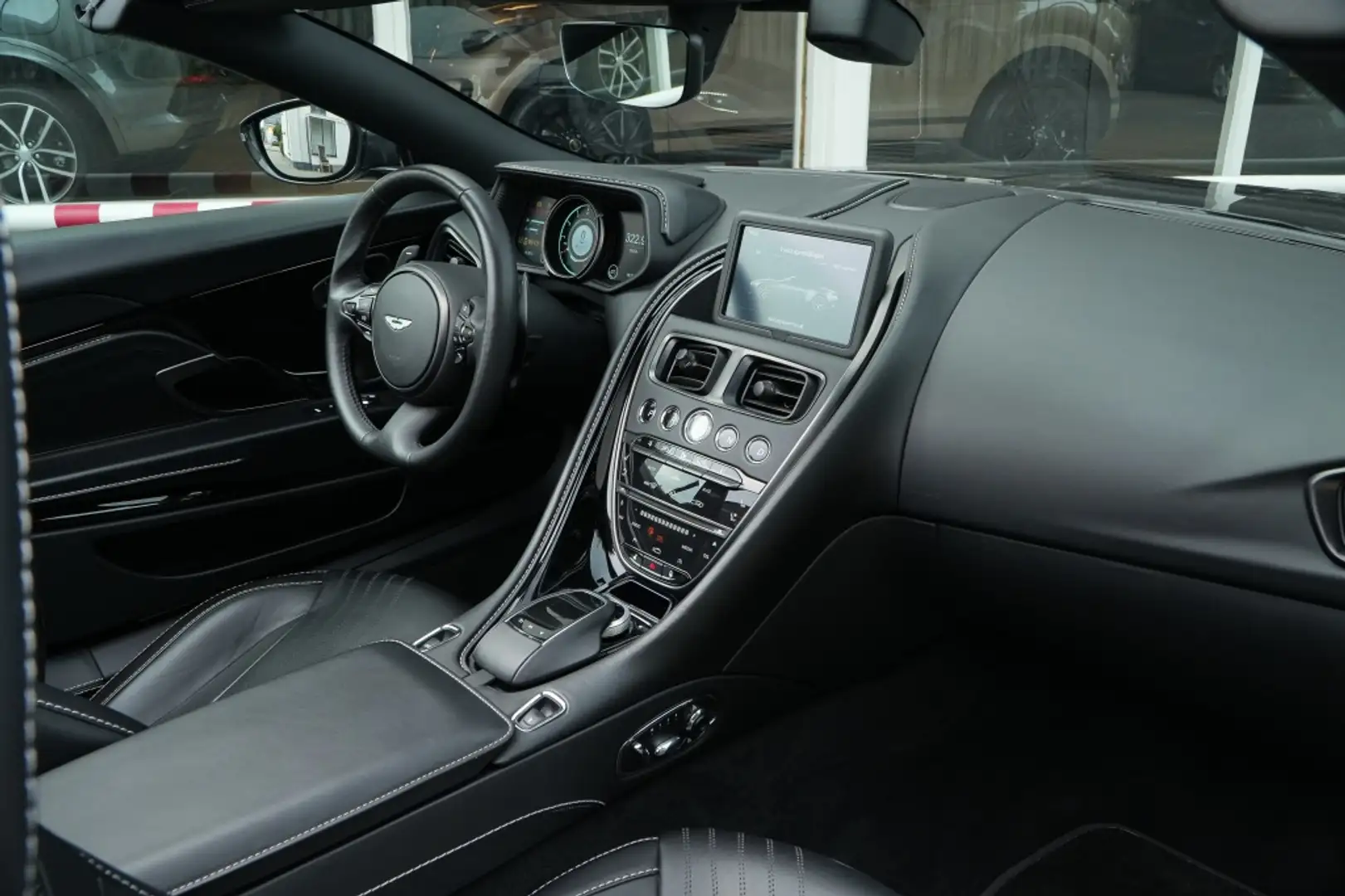 Aston Martin DB11 Volante 4.0 V8 Convertible I 511 pk I Gris - 2