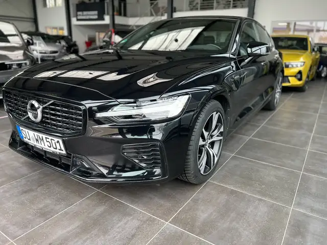 Volvo S60 T 8 AWD Recharge  R-Design +Standheizung +el.SD +