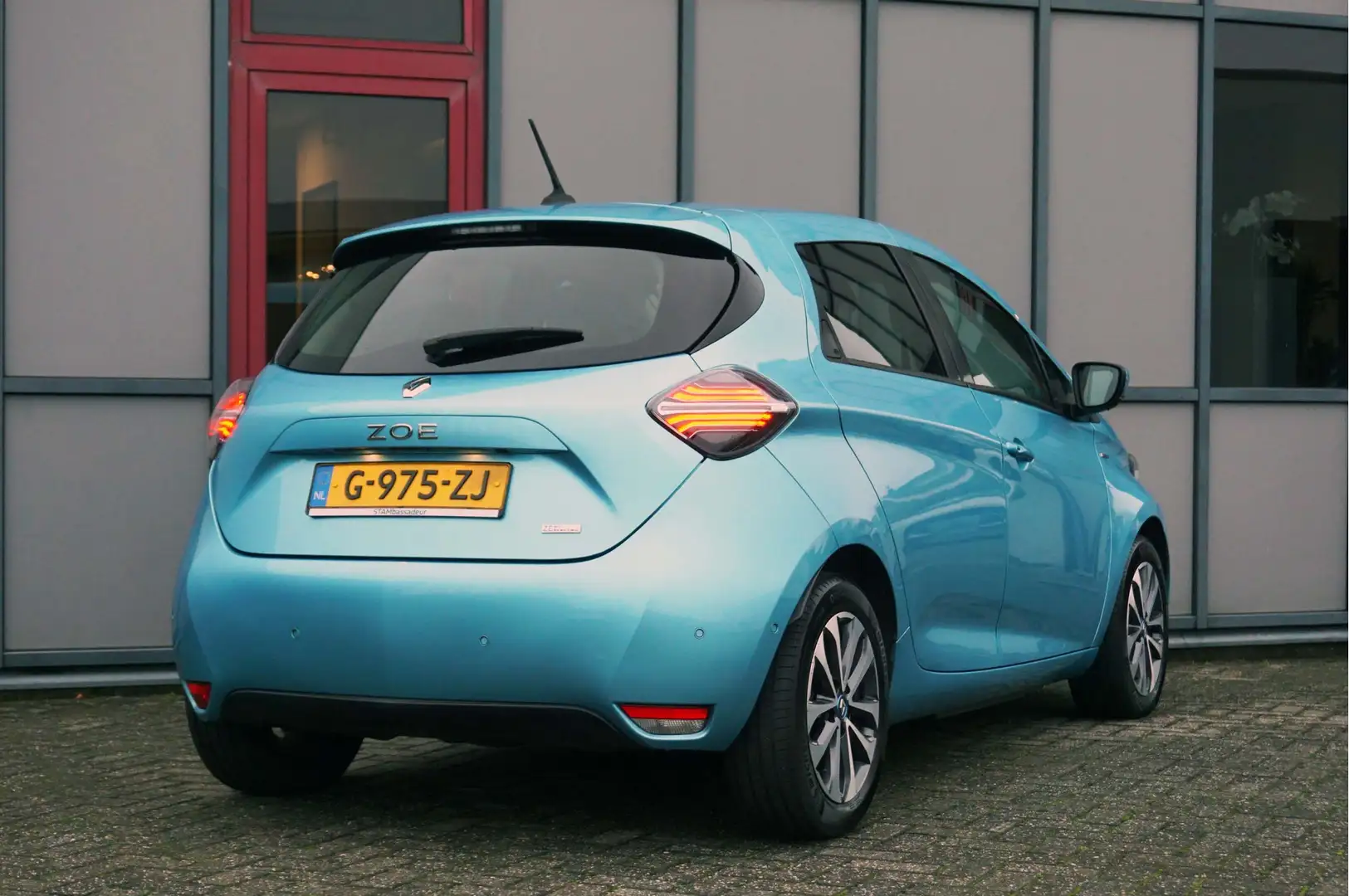 Renault ZOE R135 Edition One 52kWh KOOP ACCU SOH 95% Blau - 2
