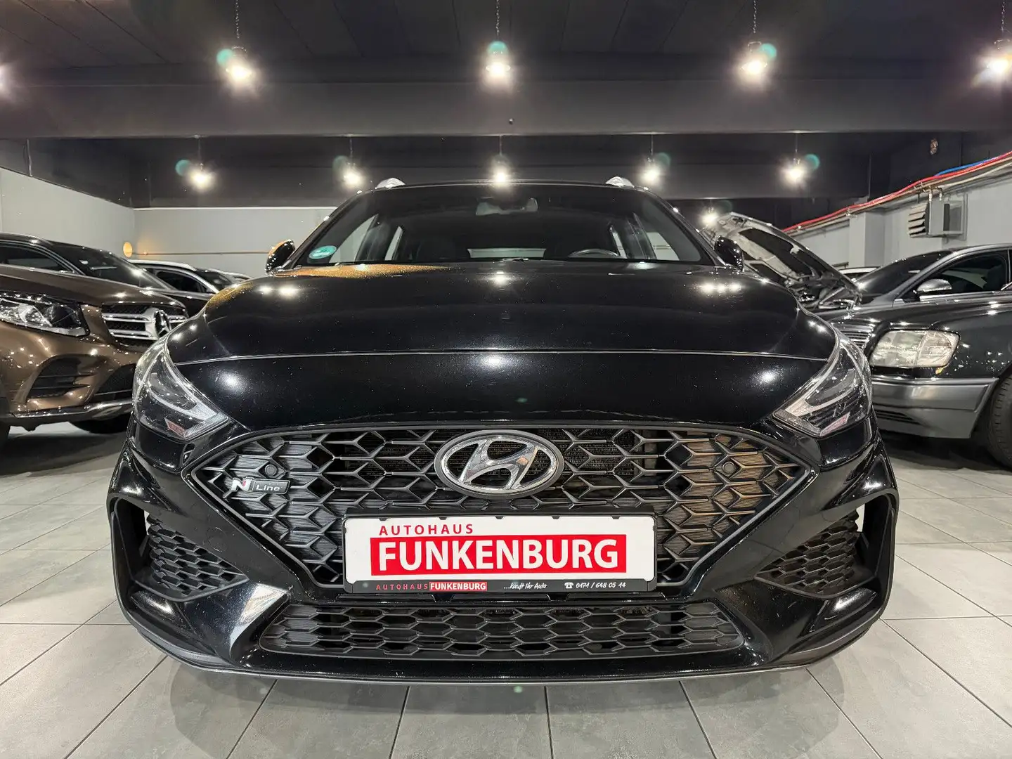 Hyundai i30 cw N Line Mild-Hybrid PANO/ACC/AUT/NAVI/LED Schwarz - 2