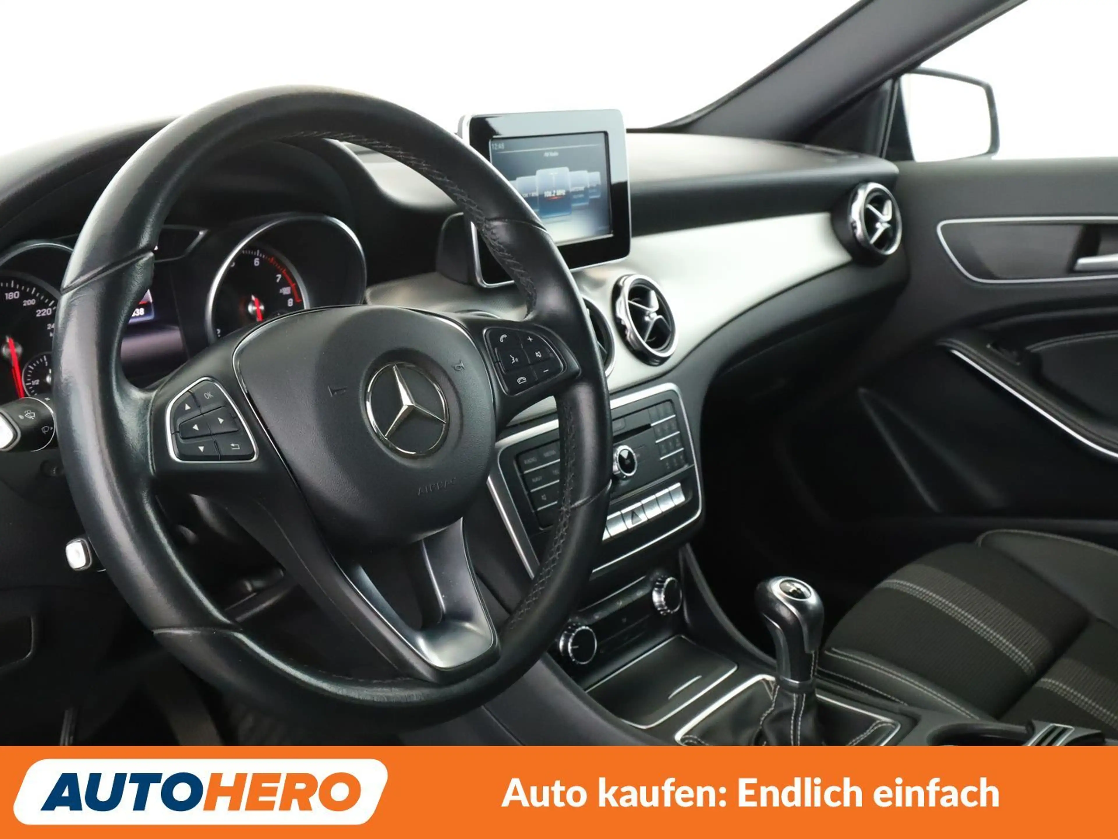 Mercedes-Benz GLA 180 GLA 180 Urban*NAV*LED*TEMPO*PDC*SHZ*BT* — photo 11