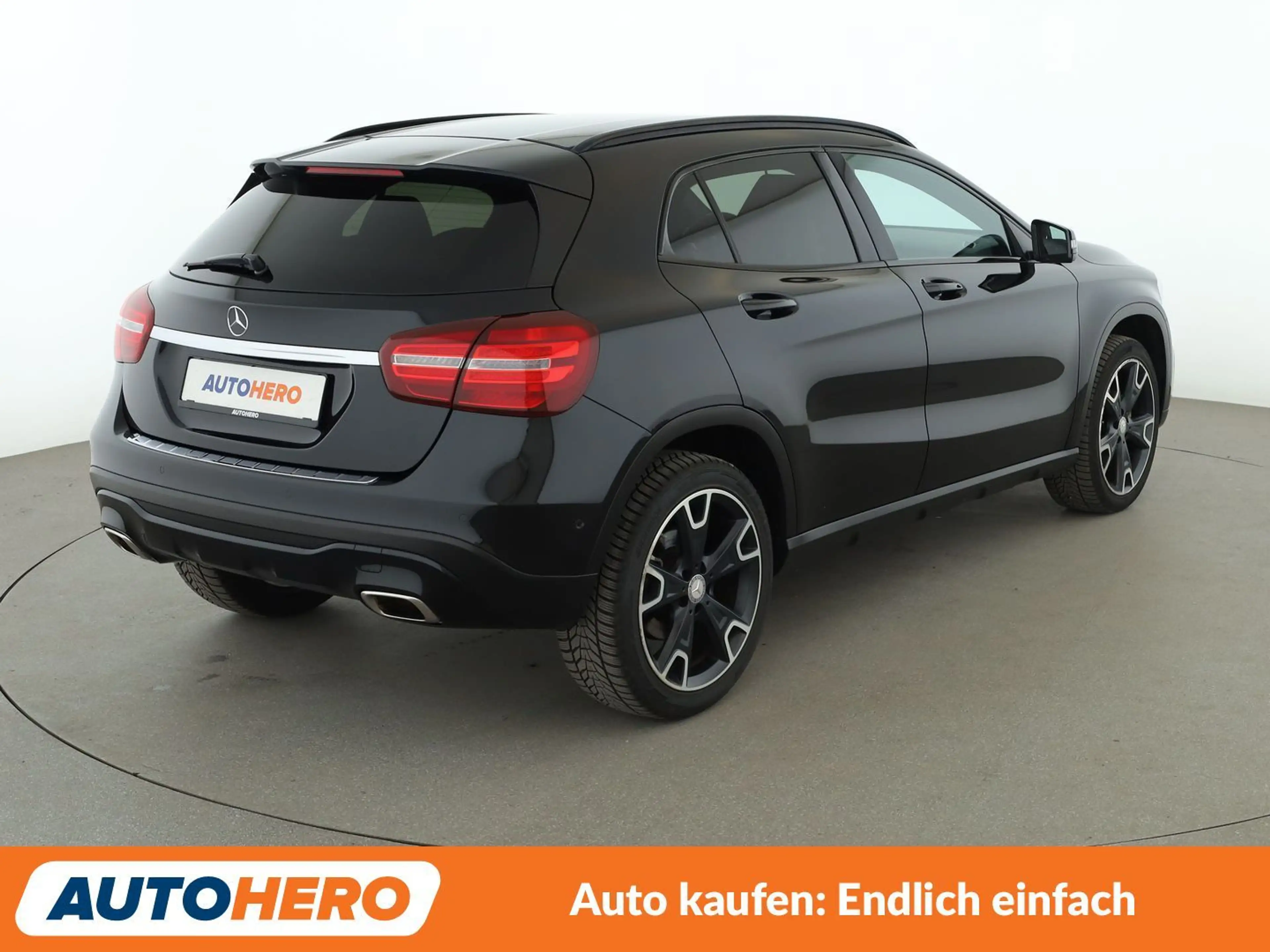 Mercedes-Benz GLA 180 GLA 180 Urban*NAV*LED*TEMPO*PDC*SHZ*BT* — photo 6