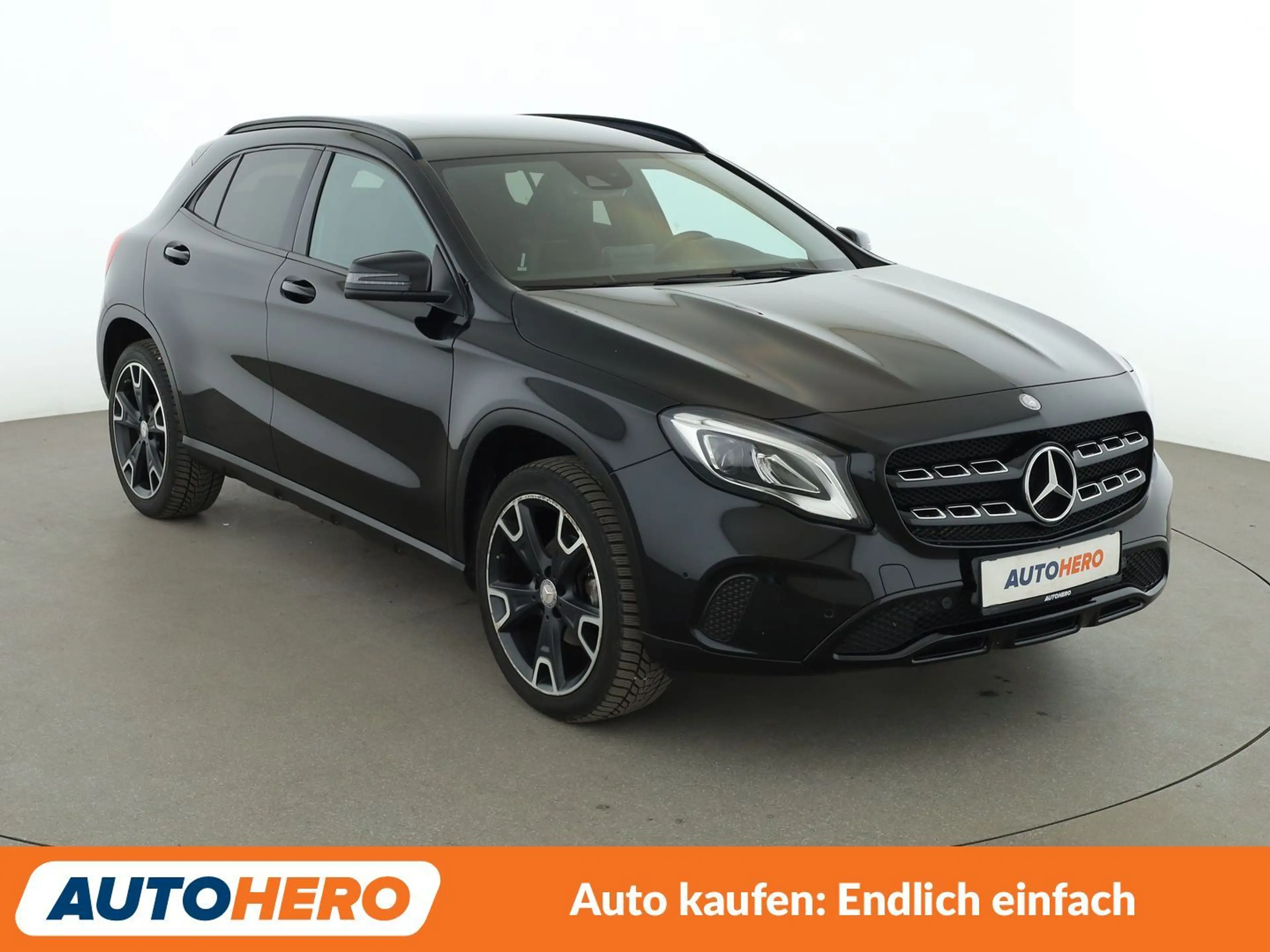 Mercedes-Benz GLA 180 GLA 180 Urban*NAV*LED*TEMPO*PDC*SHZ*BT* — photo 8