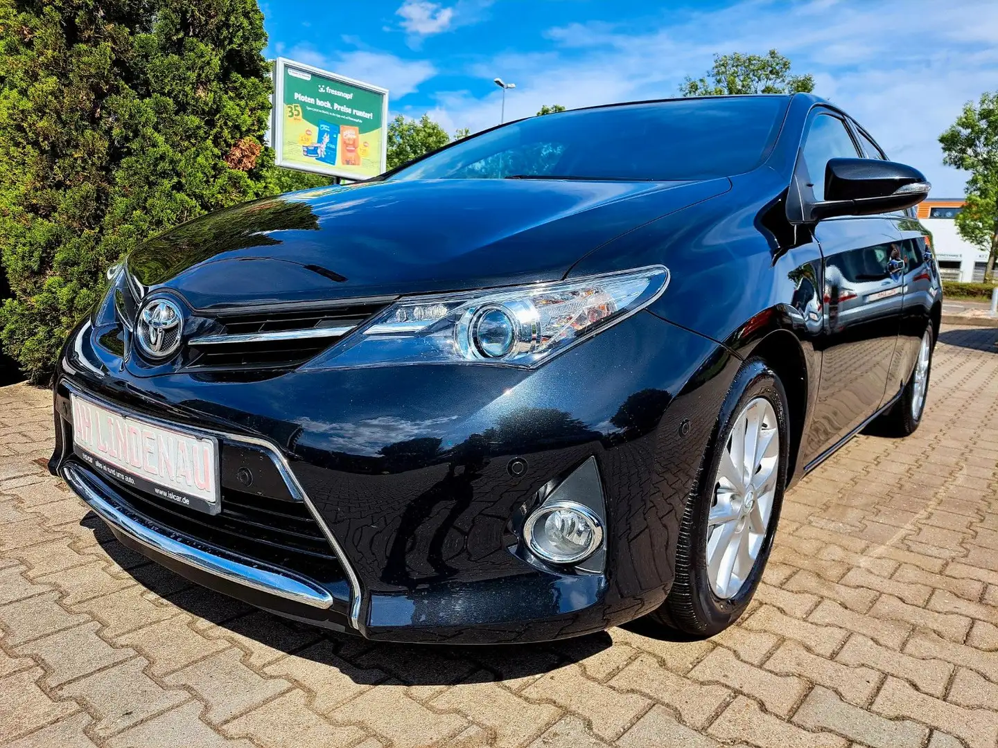 Toyota Auris Start Edition Schwarz - 1
