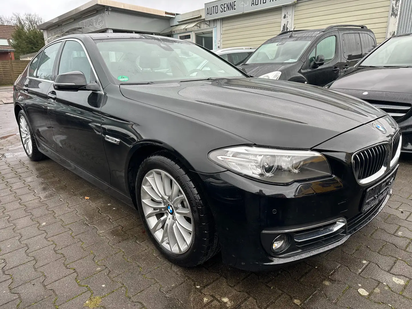 BMW 520 520d~2 Hand~Keyless GO~Navi~Leder~LED~ Noir - 2