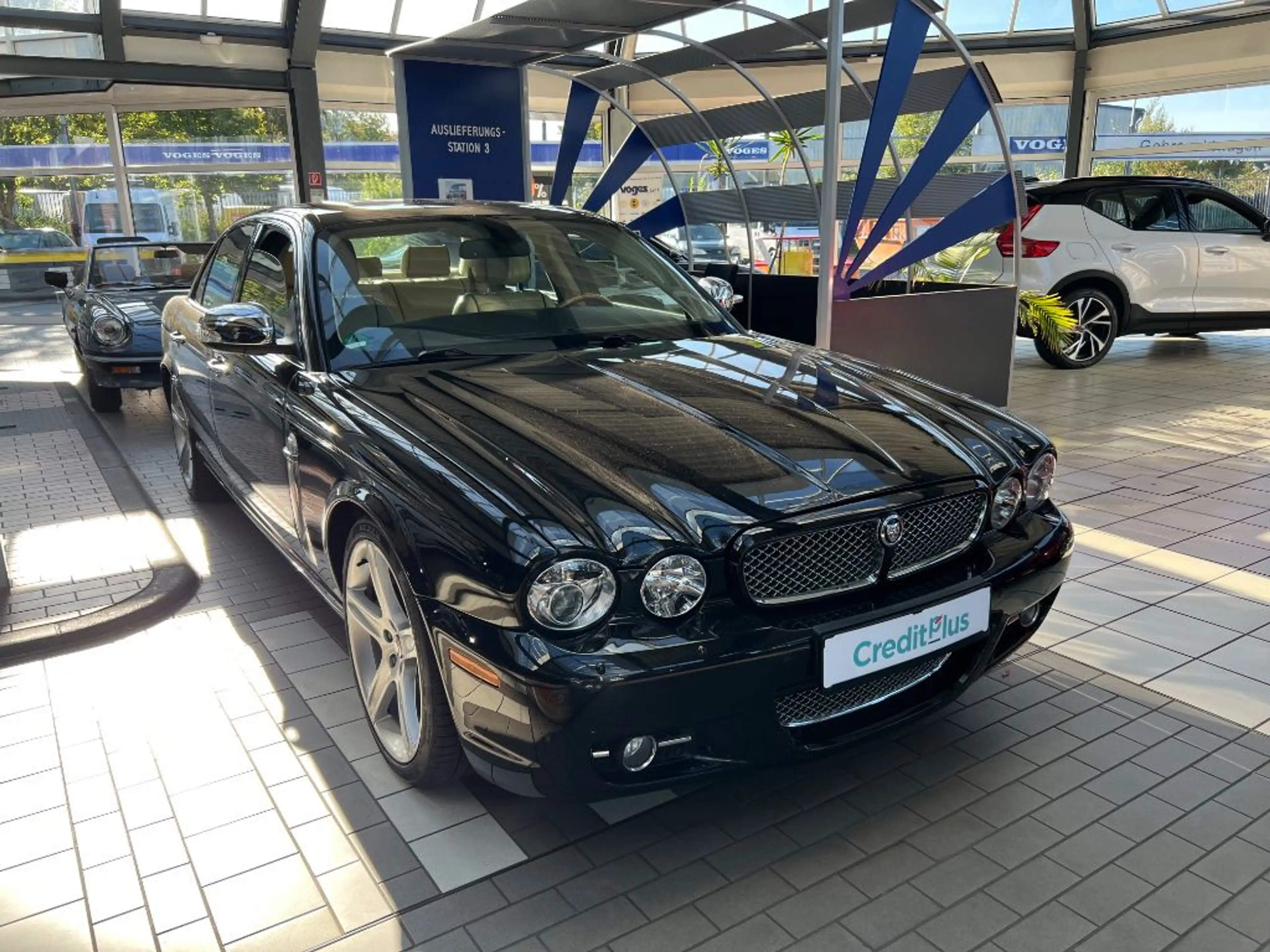 Jaguar XJ XJ6 2.7 Twin Turbo Diesel  (LWB) Sovereign Last Ed — photo 3