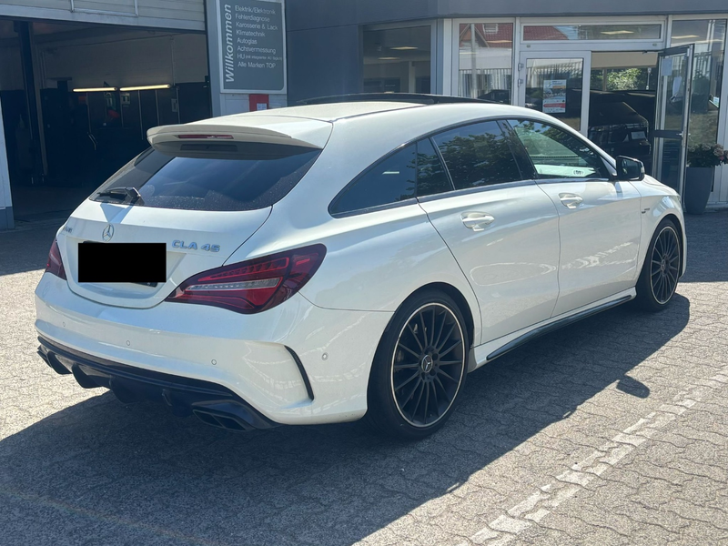 Mercedes-Benz CLA 45 AMG 4Matic *PANO/H&K/MEMORY/KAMERA* — photo 7