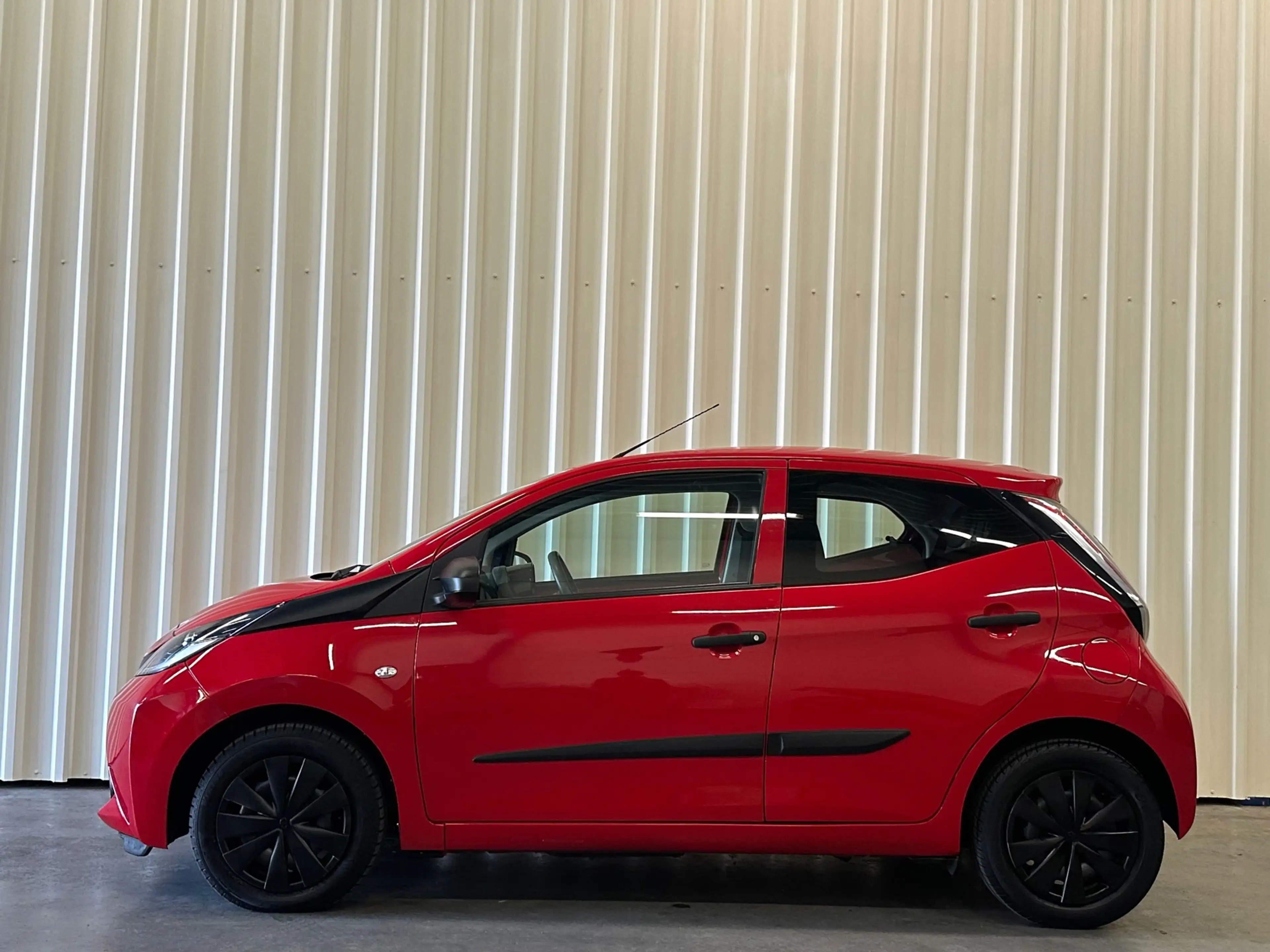 Toyota Aygo 1.0 VVT-i x-fun Airco Afn Trekhaak — photo 3