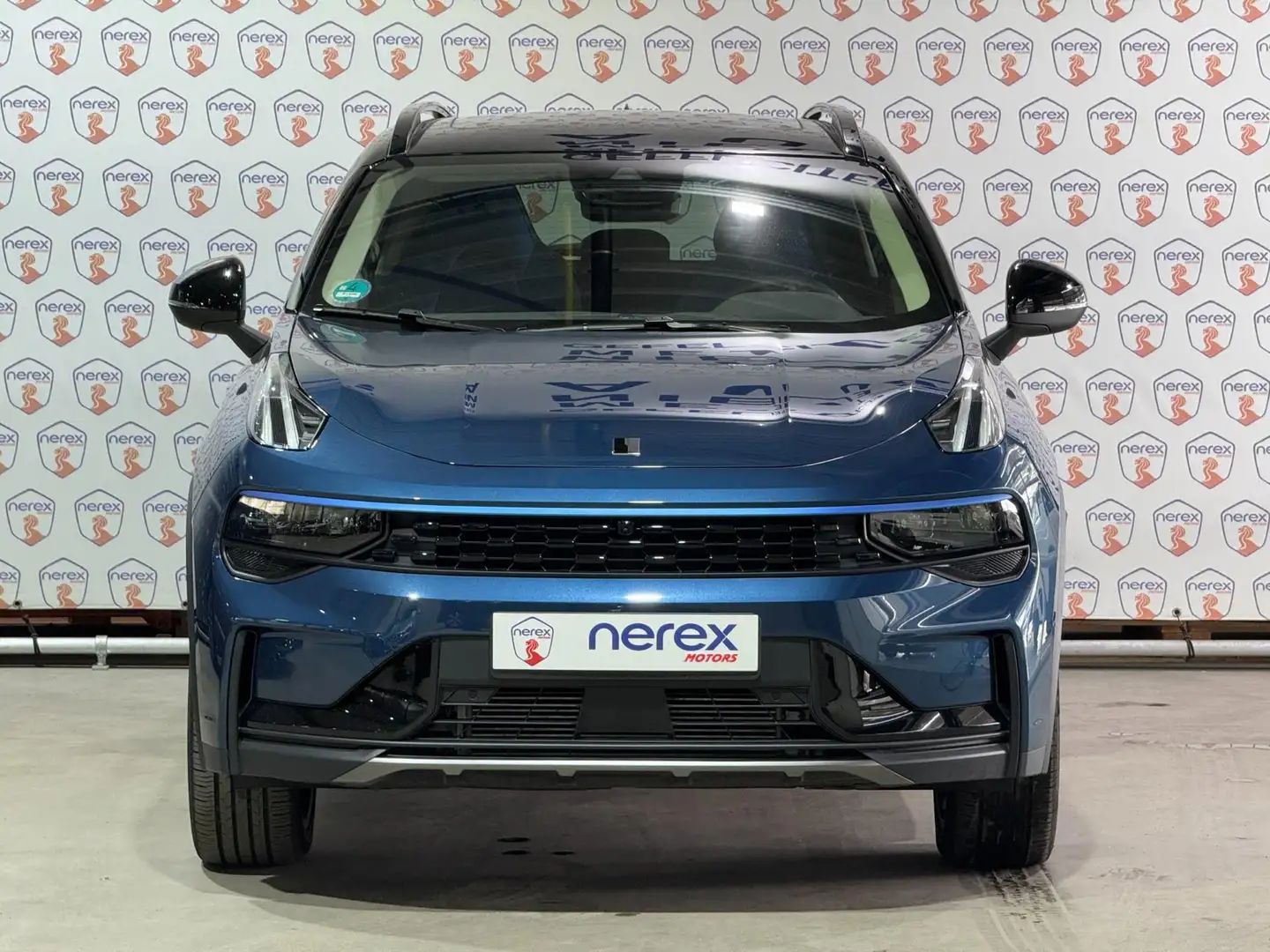 Lynk & Co 01 1.5 PANO/CAMERA/AUTO-PILOT/MEMORY/APPLE-CARPLAY Blauw - 2