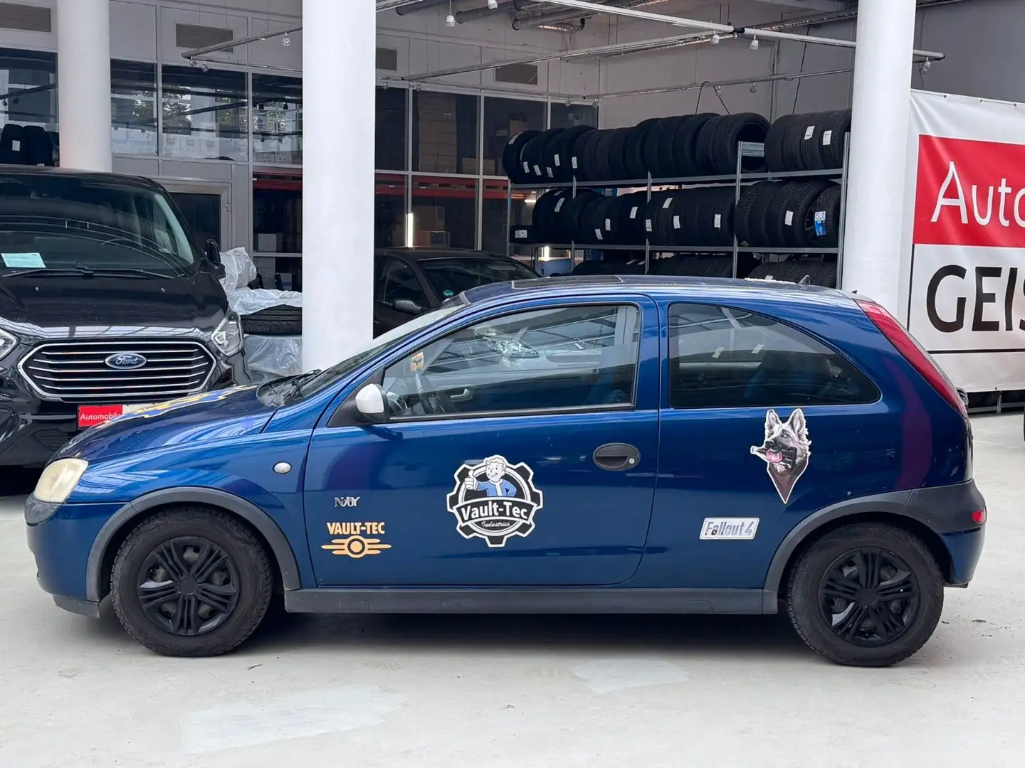 Opel Corsa 1.2 16V Njoy SERVO+SITZHZG+SCHIEBEDACH - 2