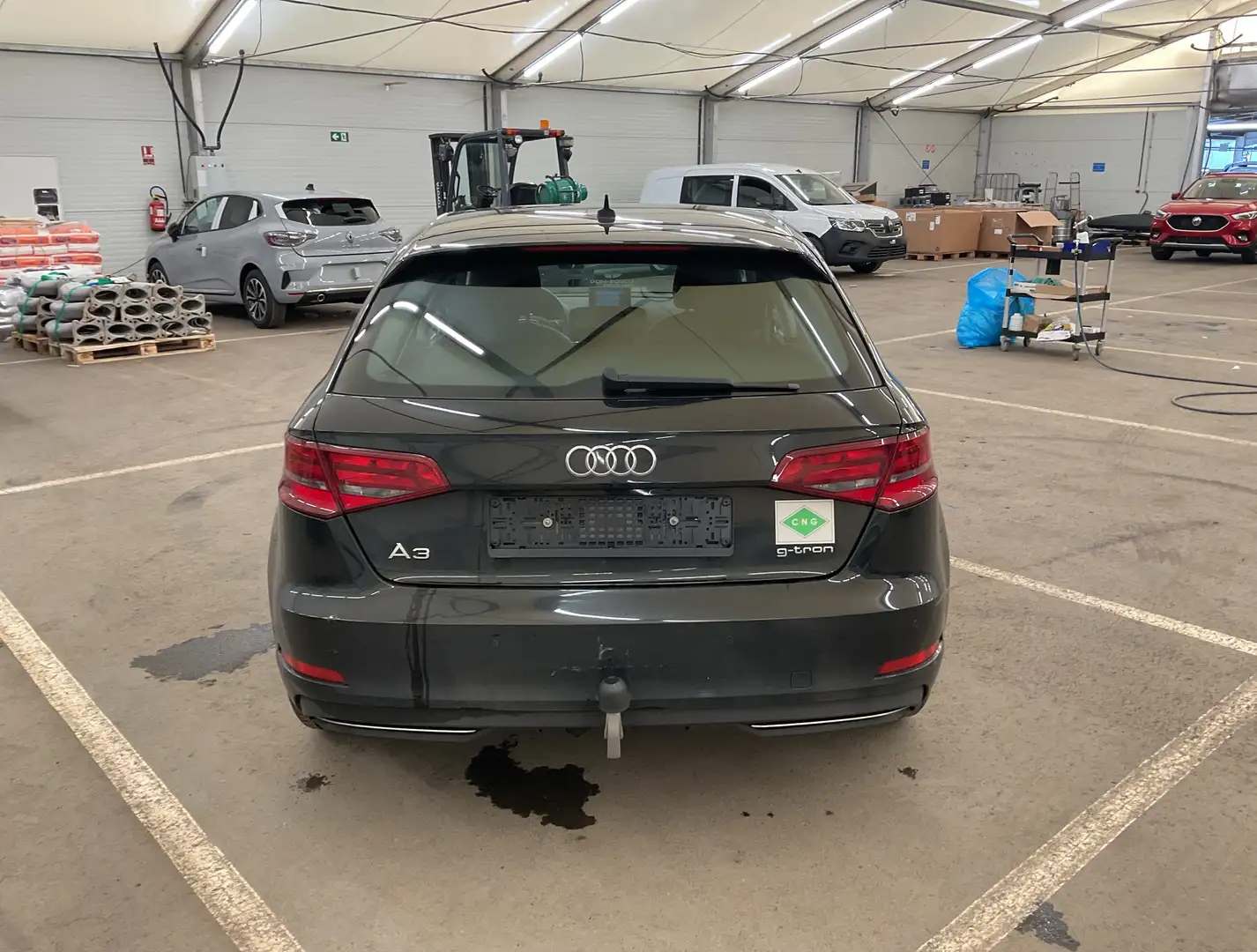 Audi A3 A3 1.8 T Attraction Zwart - 2