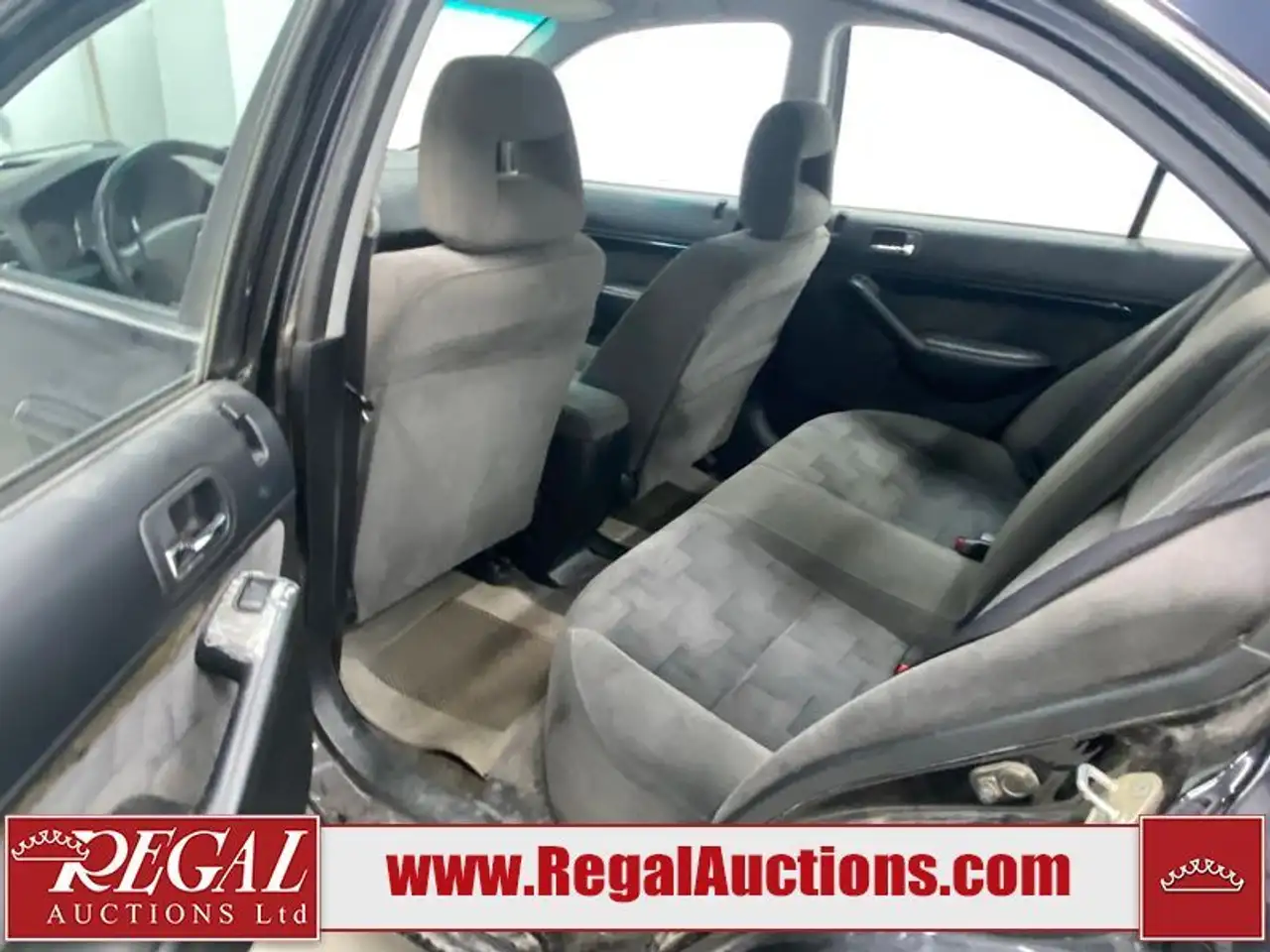 Acura EL снимка Acura EL