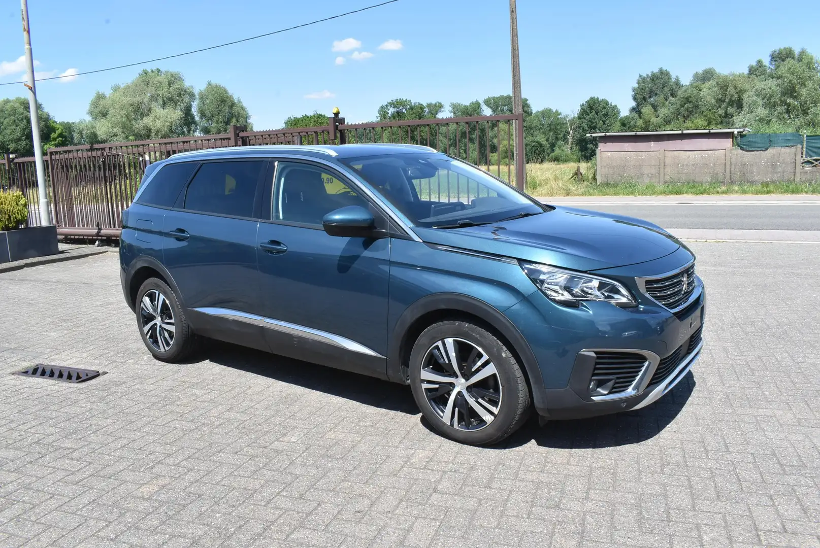 Peugeot 5008 1.5 BlueHDi Allure 7PL/Leder/Airco/GPS/Carplay Vert - 2