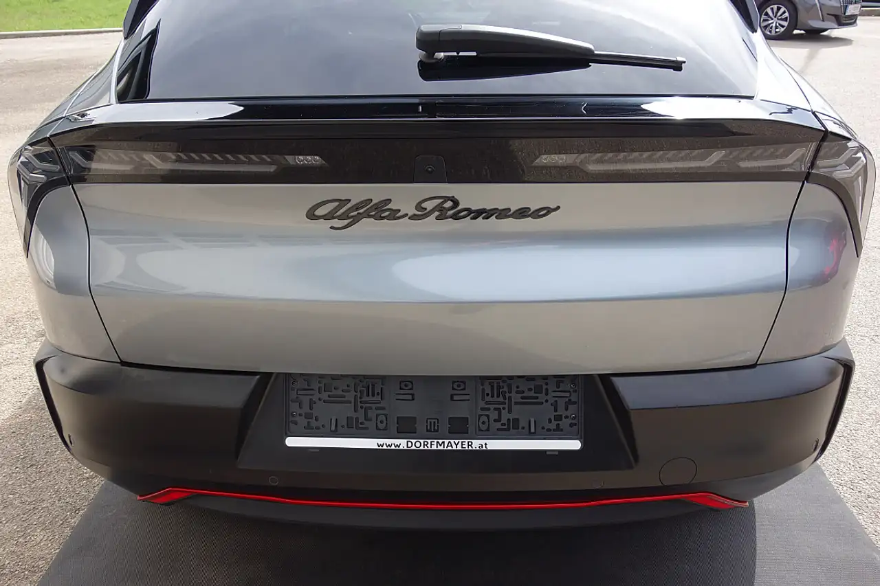 Alfa Romeo Junior 2025