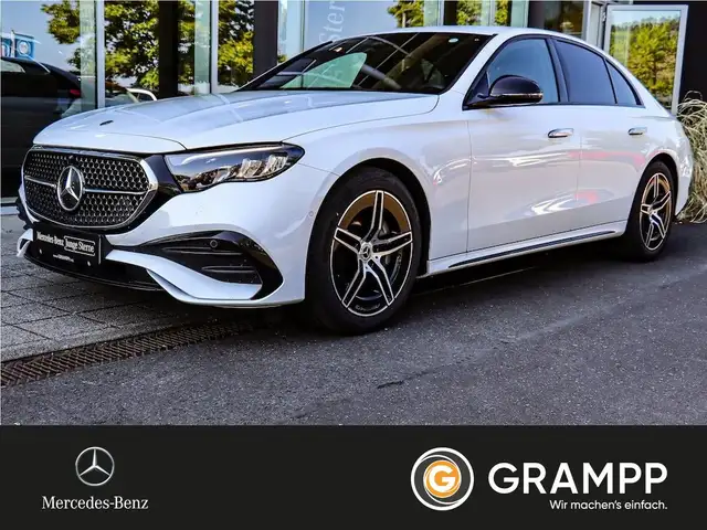 Mercedes-Benz E Class main image