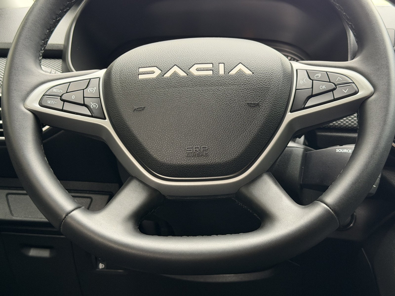 Dacia Jogger TCe 110 Extreme RFK 1Hd. Sitzh. LMF 1.0 TCe 110 EU — photo 26