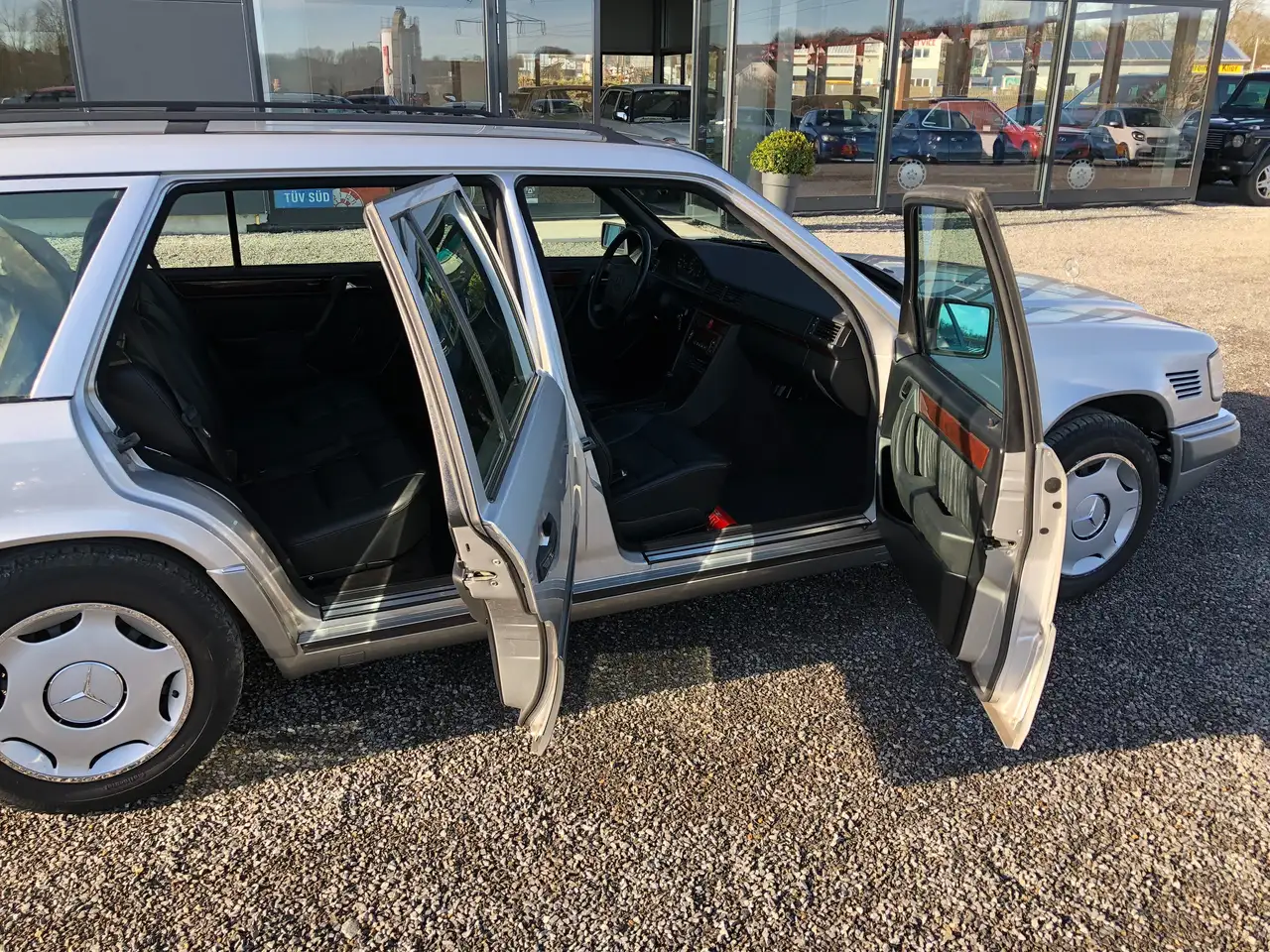 Mercedes-Benz E 250 T D Automatik*Klimatisierungsautomatik*1.Hand*, foto 7